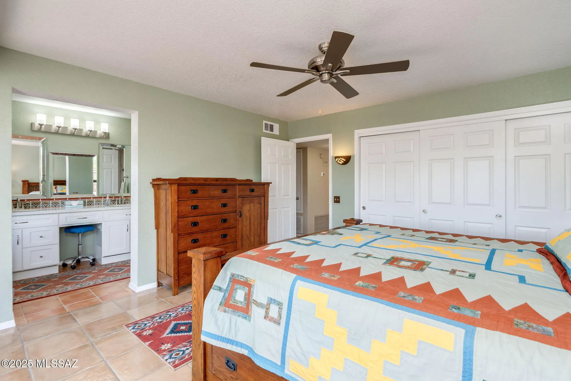 Property Slideshow image 25 of 50 | 1534 e bright angel dr, Oro Valley, AZ, 85755