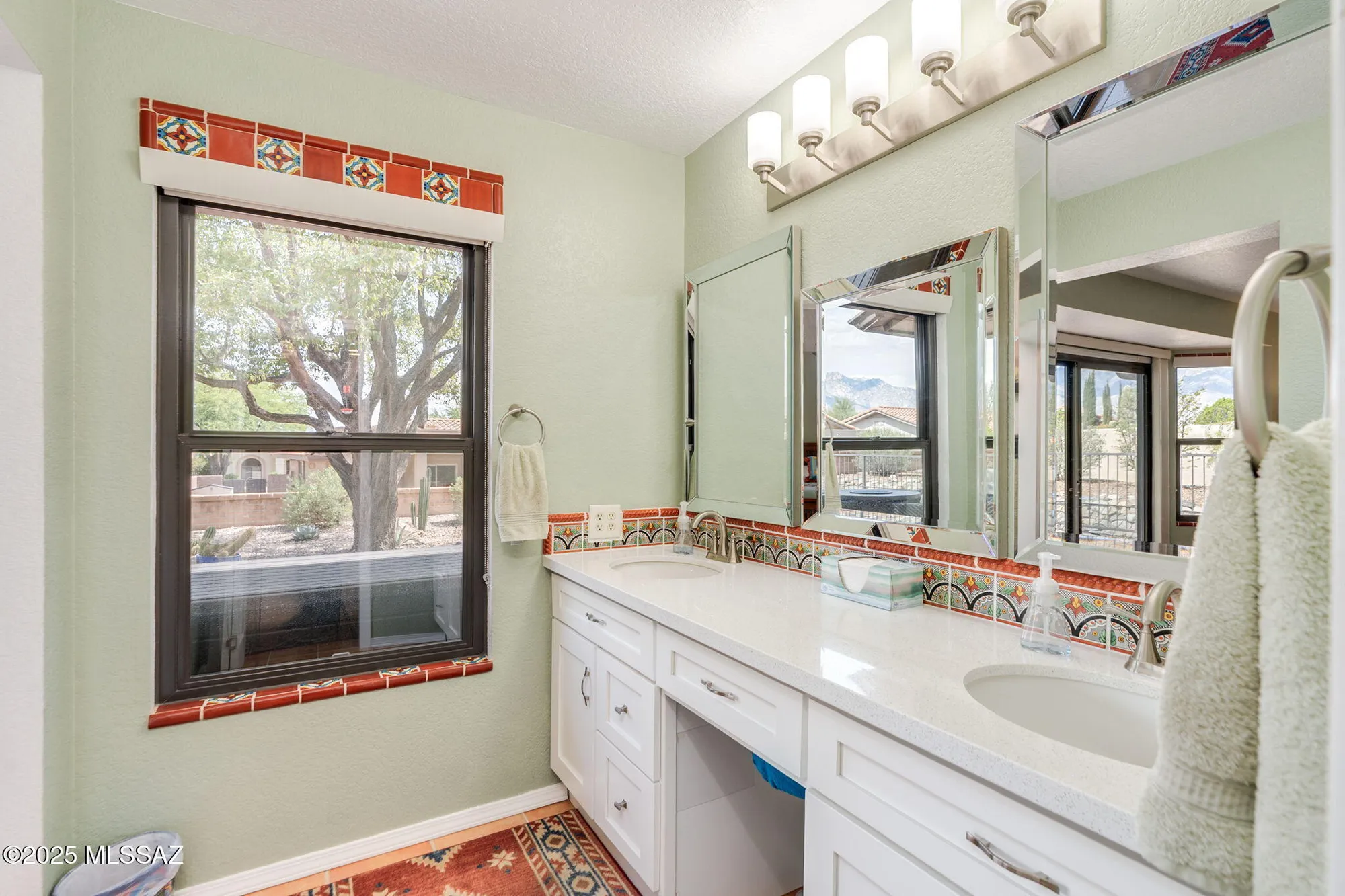 Property Slideshow image 26 of 50 | 1534 e bright angel dr, Oro Valley, AZ, 85755