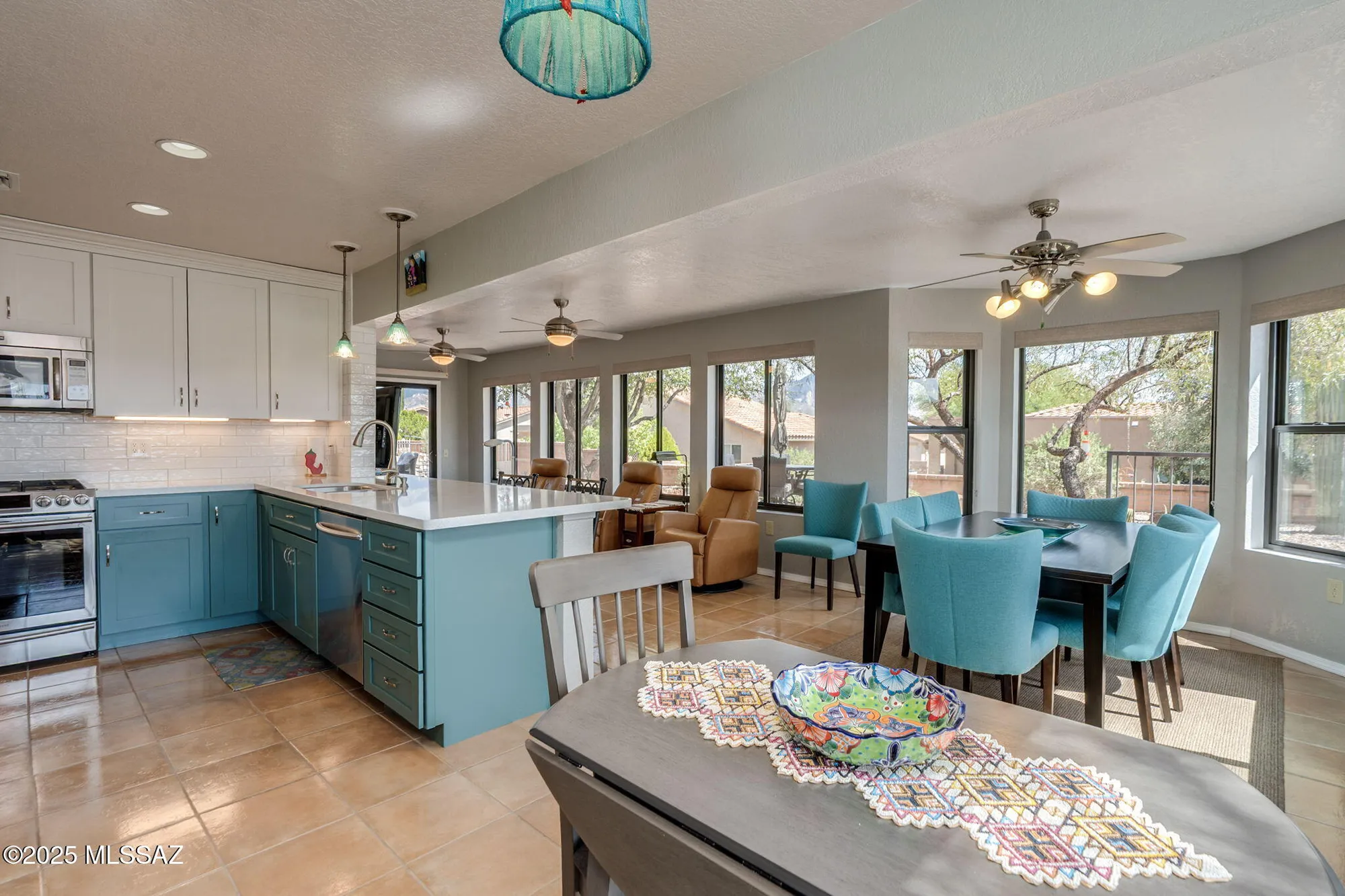 Property Slideshow image 16 of 50 | 1534 e bright angel dr, Oro Valley, AZ, 85755