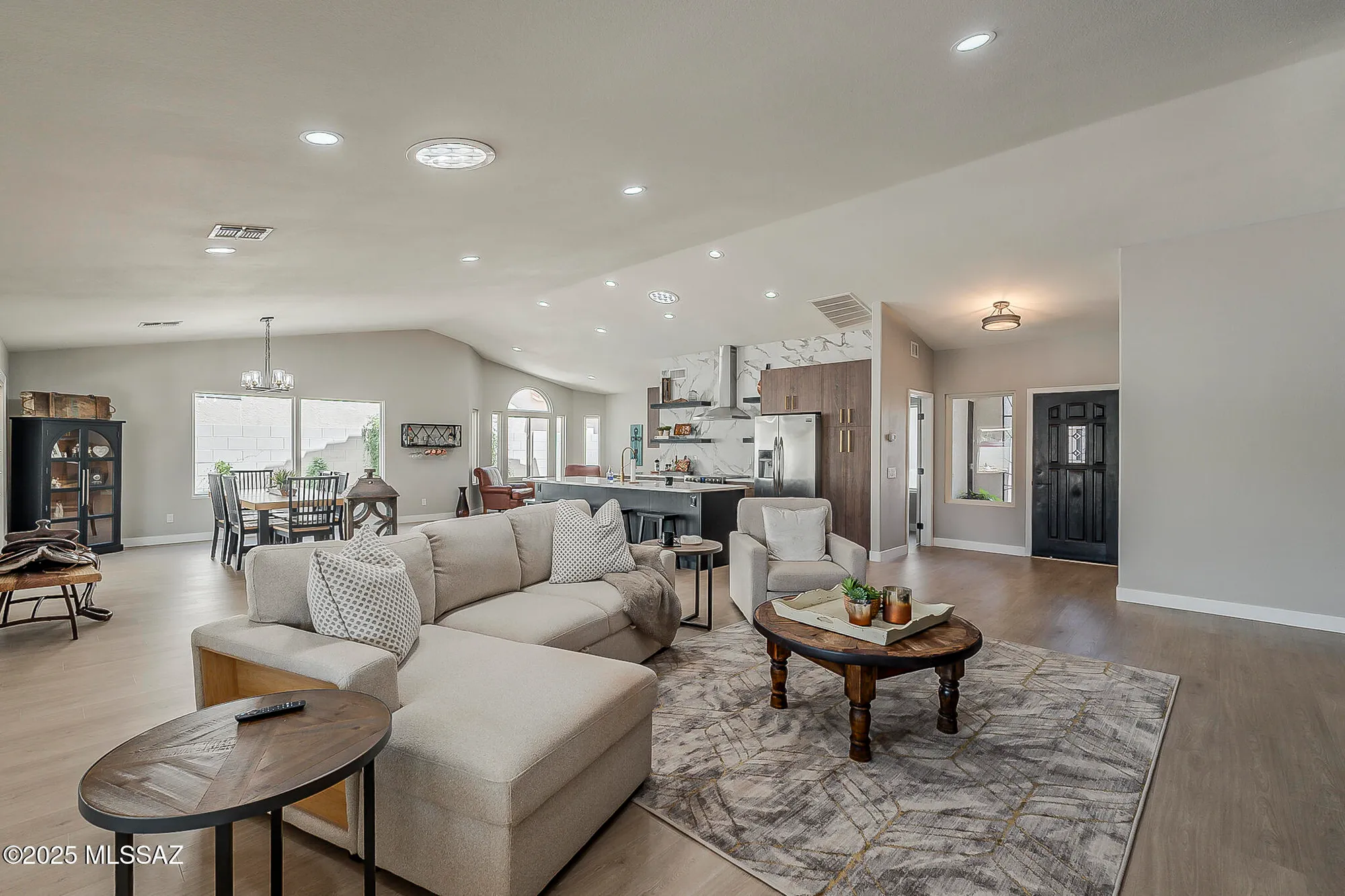 Property Slideshow image 7 of 43 | 65000 e canyon dr, Saddlebrooke, AZ, 85739