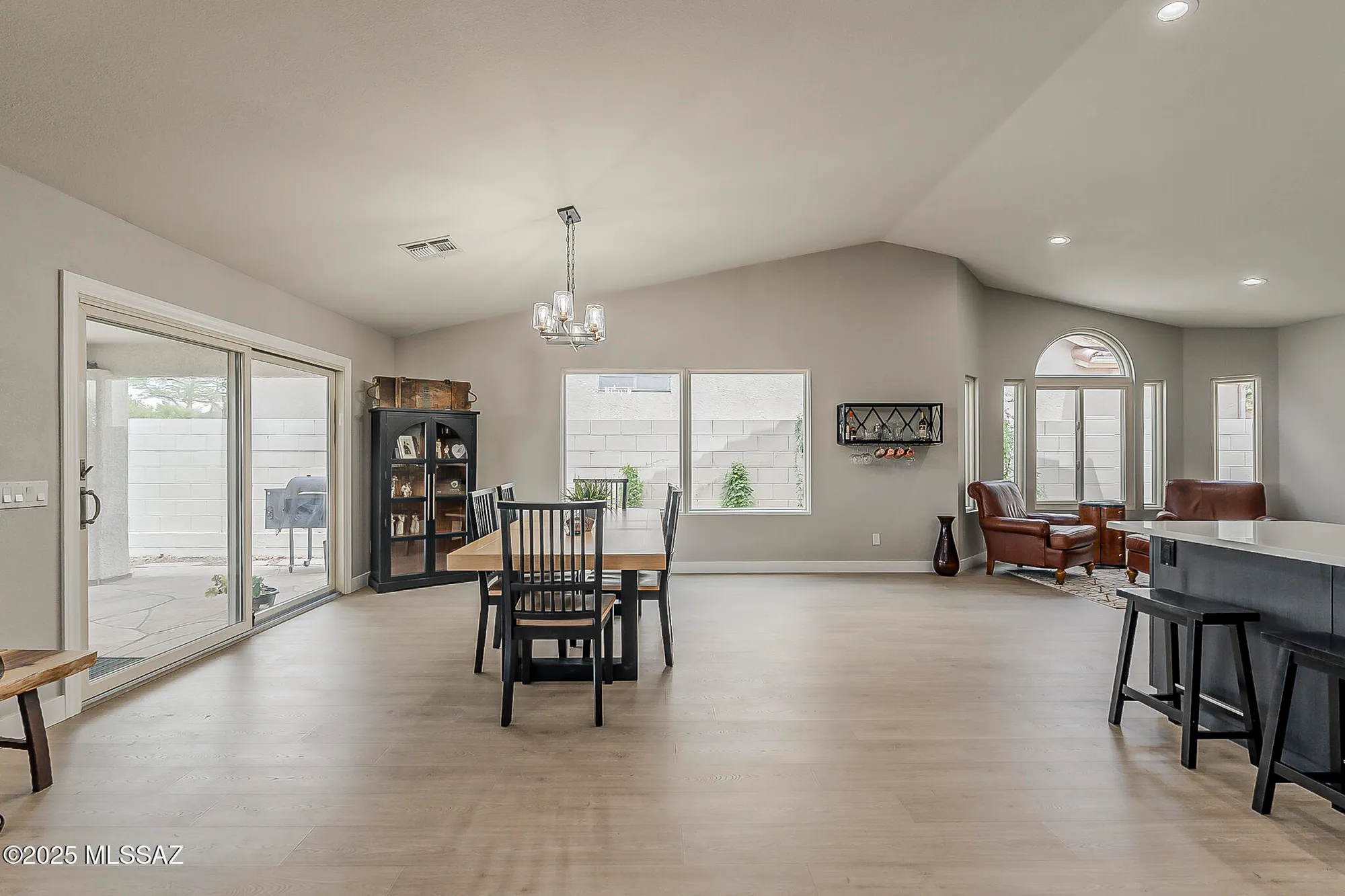 Property Slideshow image 17 of 43 | 65000 e canyon dr, Saddlebrooke, AZ, 85739