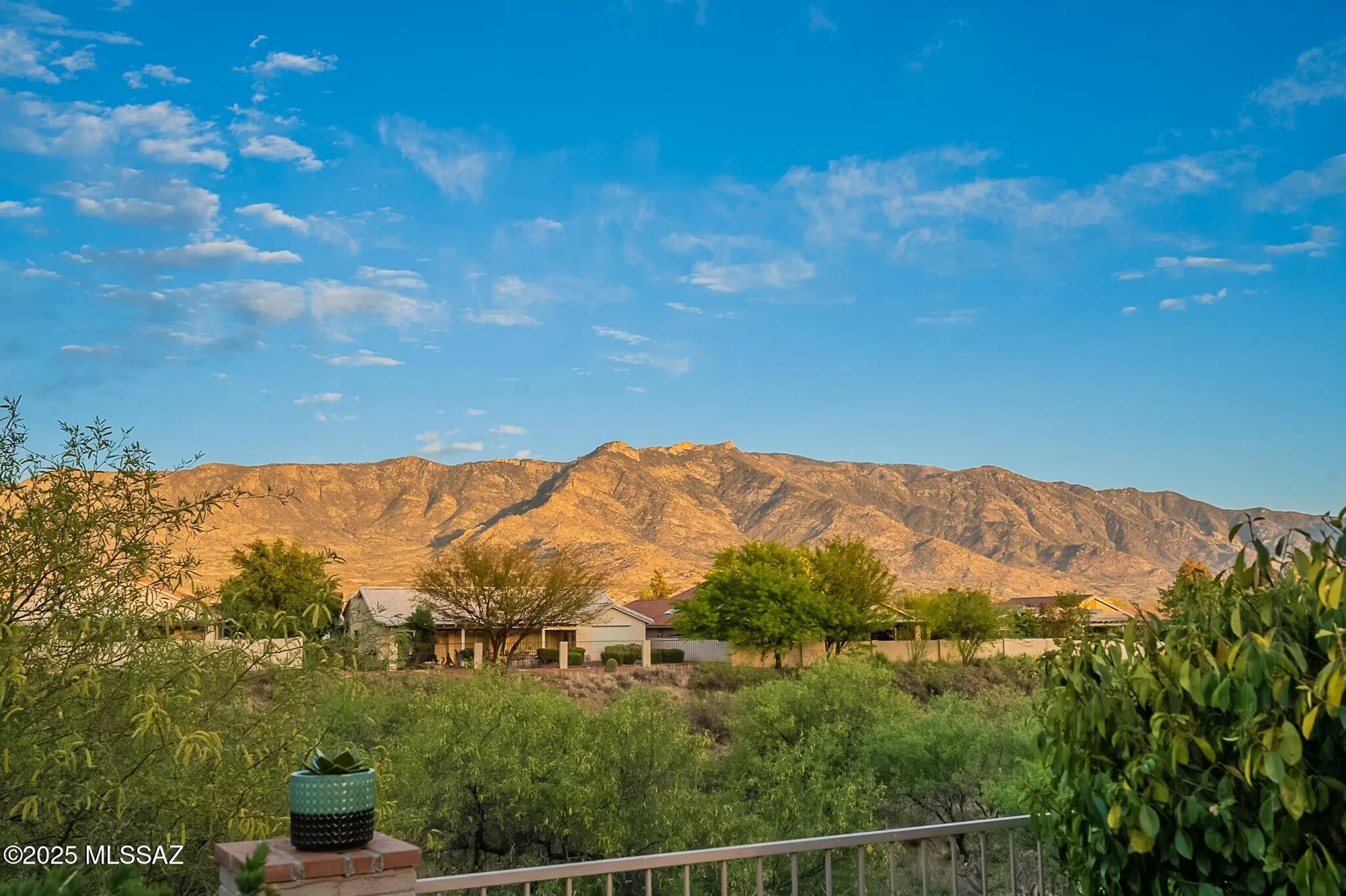 Property Slideshow image 5 of 48 | 37547 s canyon side dr, Saddlebrooke, AZ, 85739