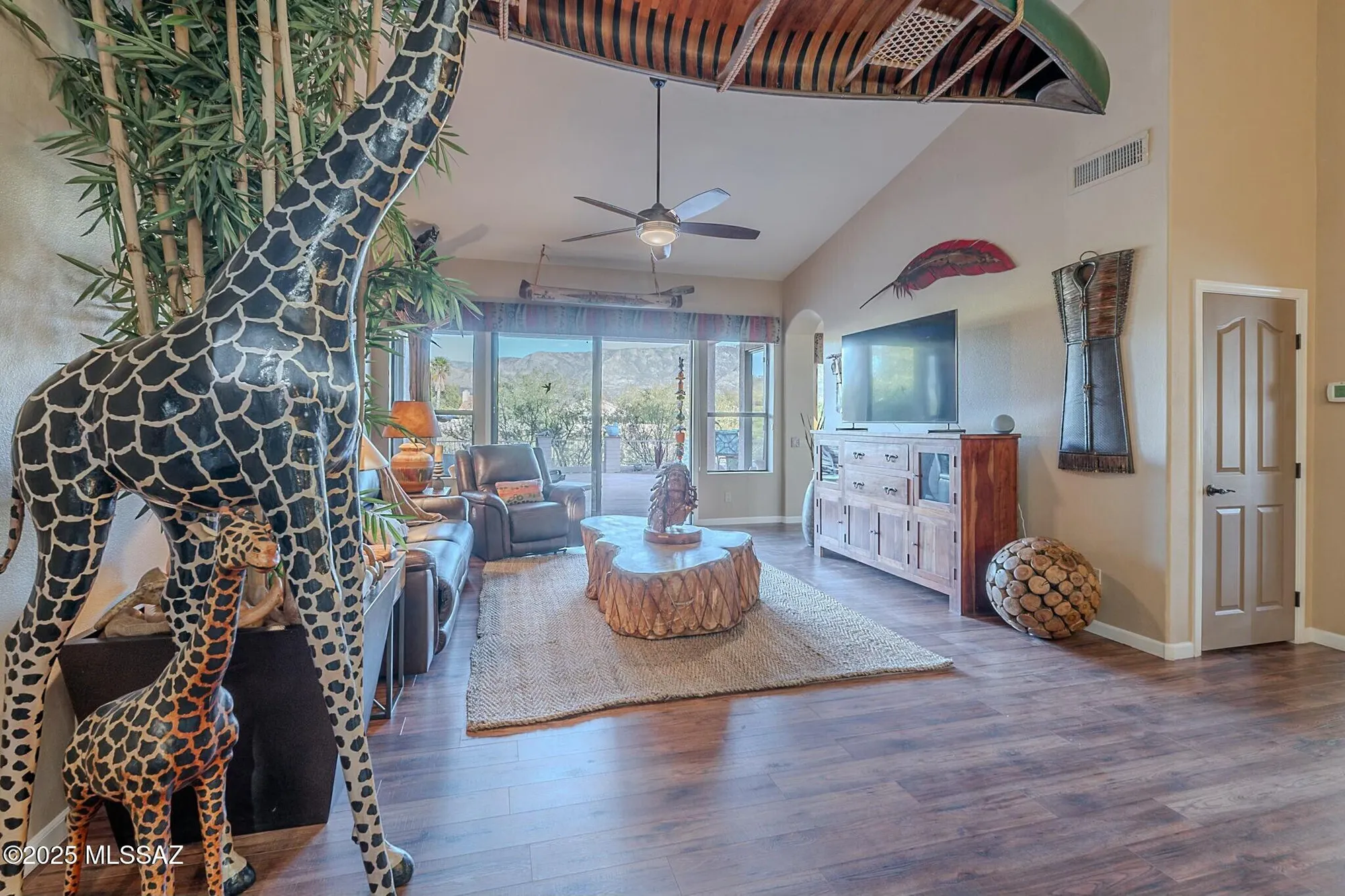 Property Slideshow image 9 of 48 | 37547 s canyon side dr, Saddlebrooke, AZ, 85739