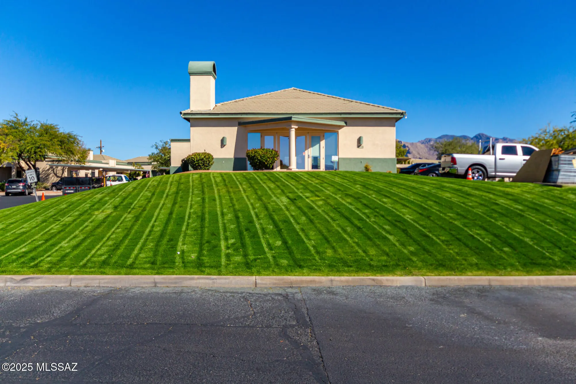 Property Slideshow image 24 of 36 | 2372 w via di silvio, Tucson, AZ, 85741