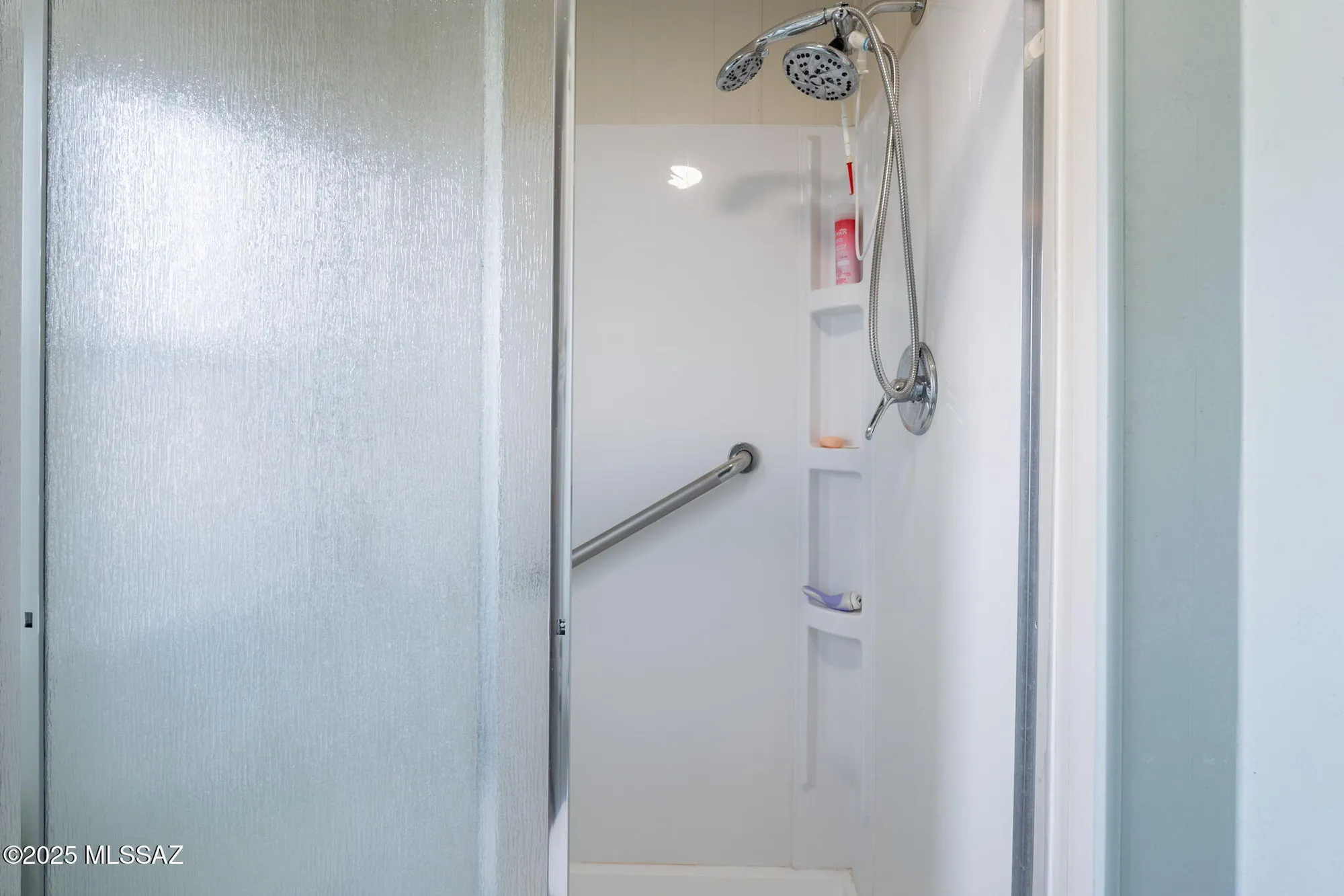 Property Slideshow image 22 of 51 | 240 w cumaro dr, Green Valley, AZ, 85614