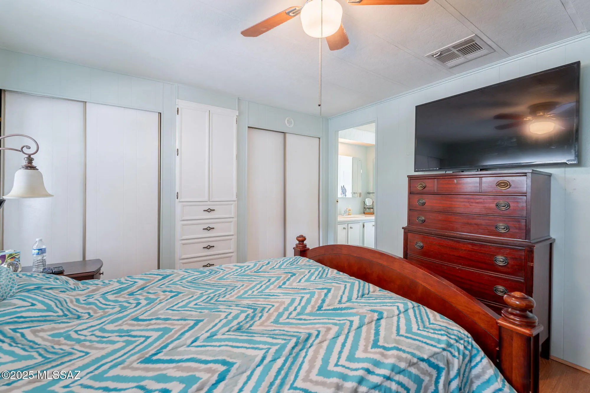 Property Slideshow image 16 of 51 | 240 w cumaro dr, Green Valley, AZ, 85614