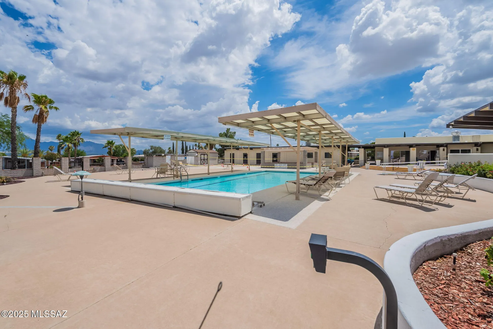 Property Slideshow image 46 of 51 | 240 w cumaro dr, Green Valley, AZ, 85614
