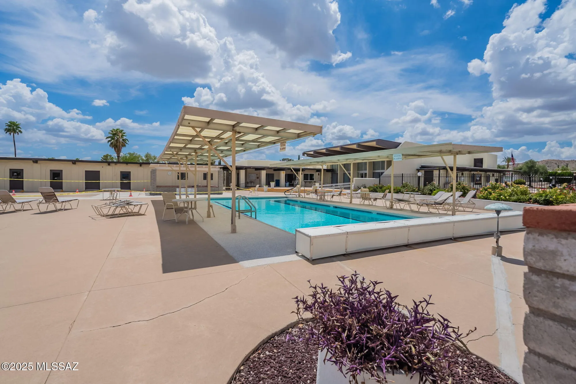 Property Slideshow image 45 of 51 | 240 w cumaro dr, Green Valley, AZ, 85614