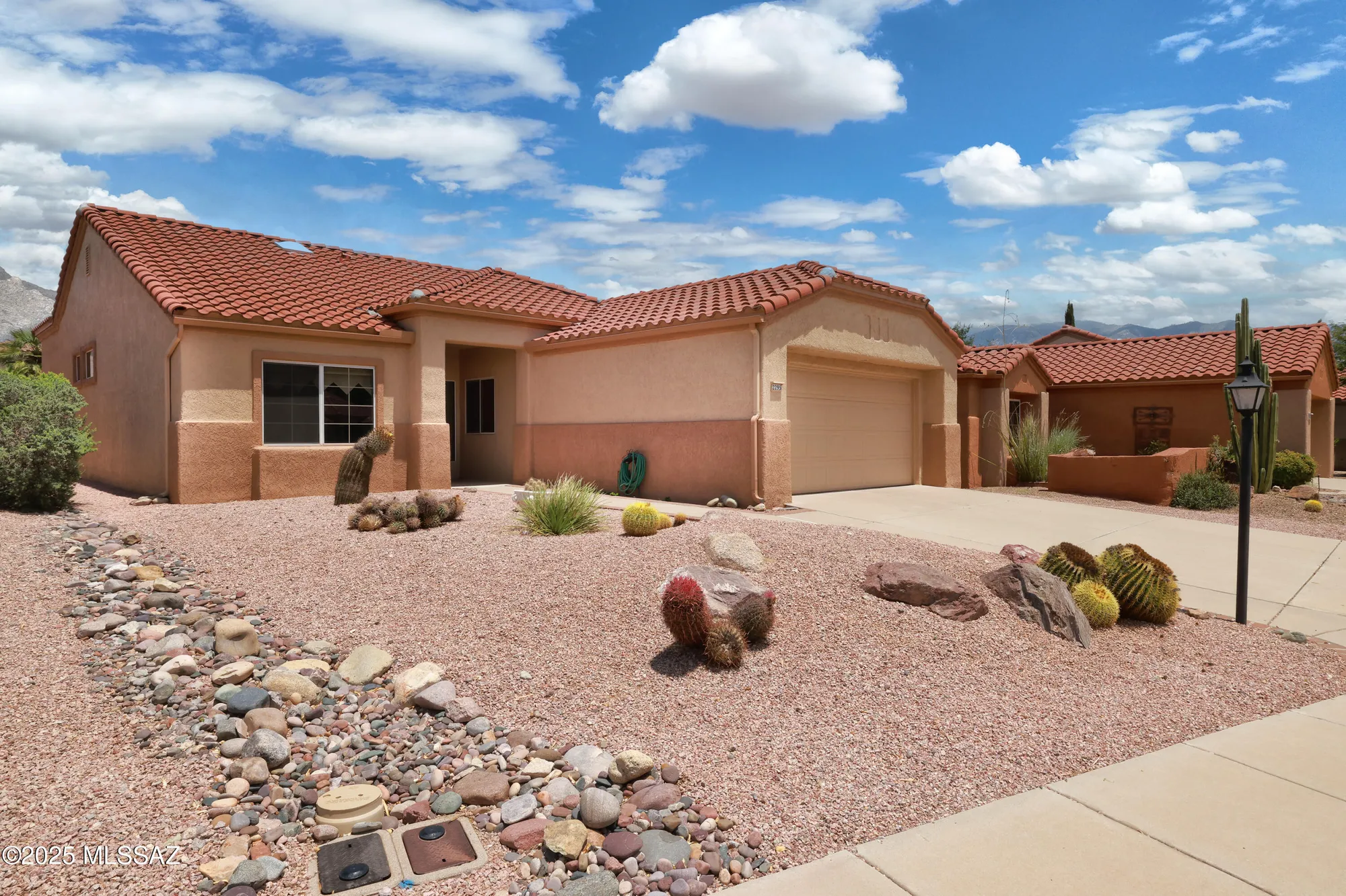 Property Slideshow image 2 of 23 | 2295 e montrose canyon dr, Oro Valley, AZ, 85755