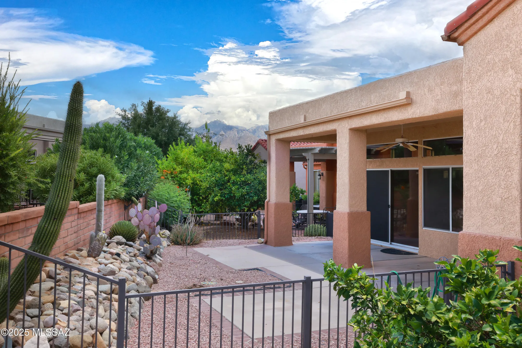 Property Slideshow image 7 of 23 | 2295 e montrose canyon dr, Oro Valley, AZ, 85755
