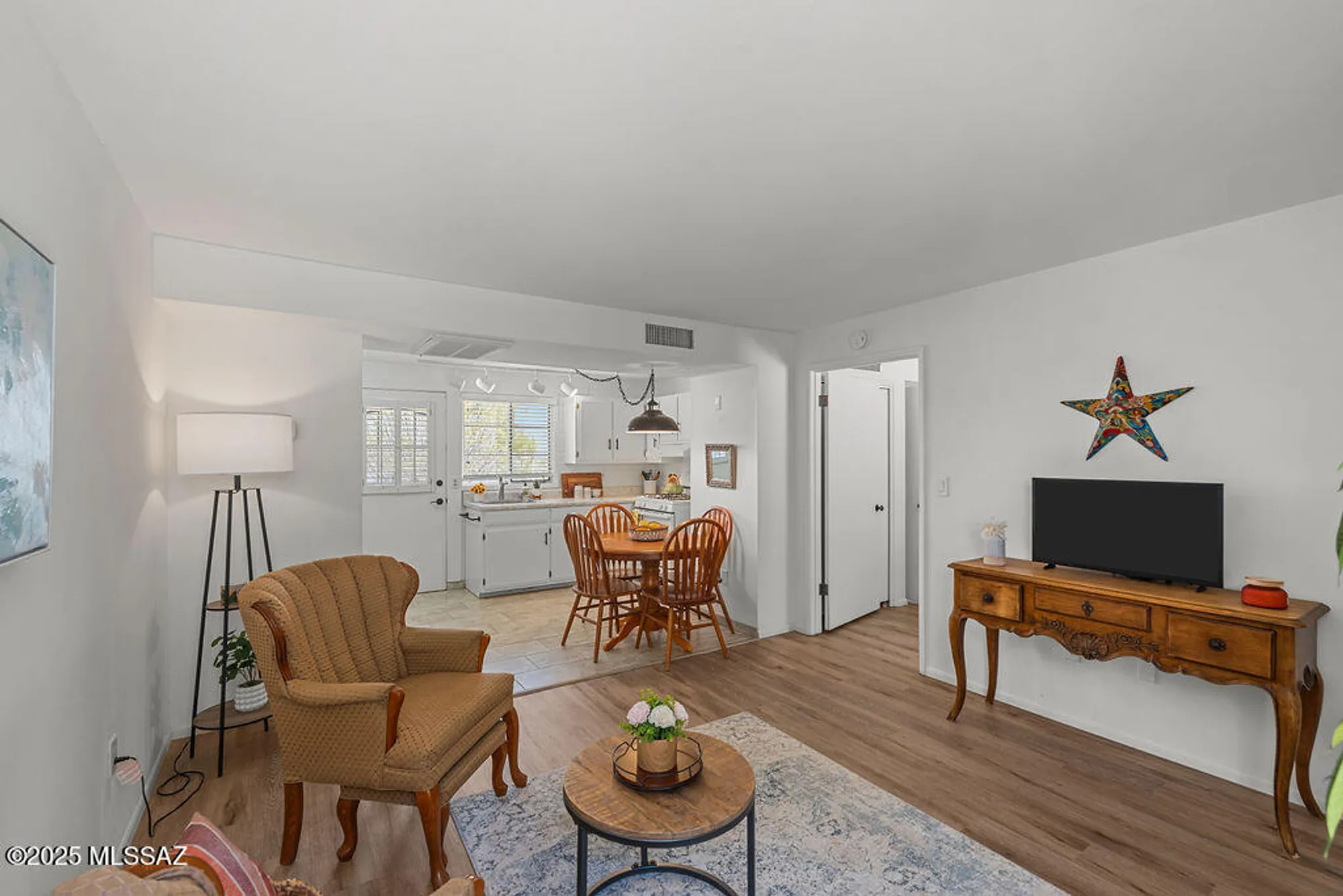 Property Slideshow image 9 of 29 | 364 s paseo lobo c, Green Valley, AZ, 85614