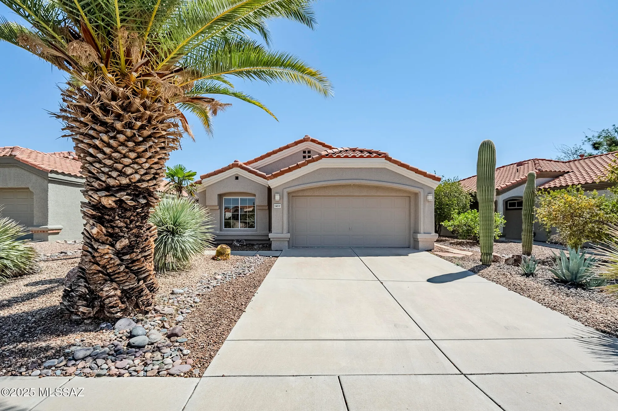 Property Slideshow image 1 of 15 | 14212 n cirrus hill dr, Oro Valley, AZ, 85755