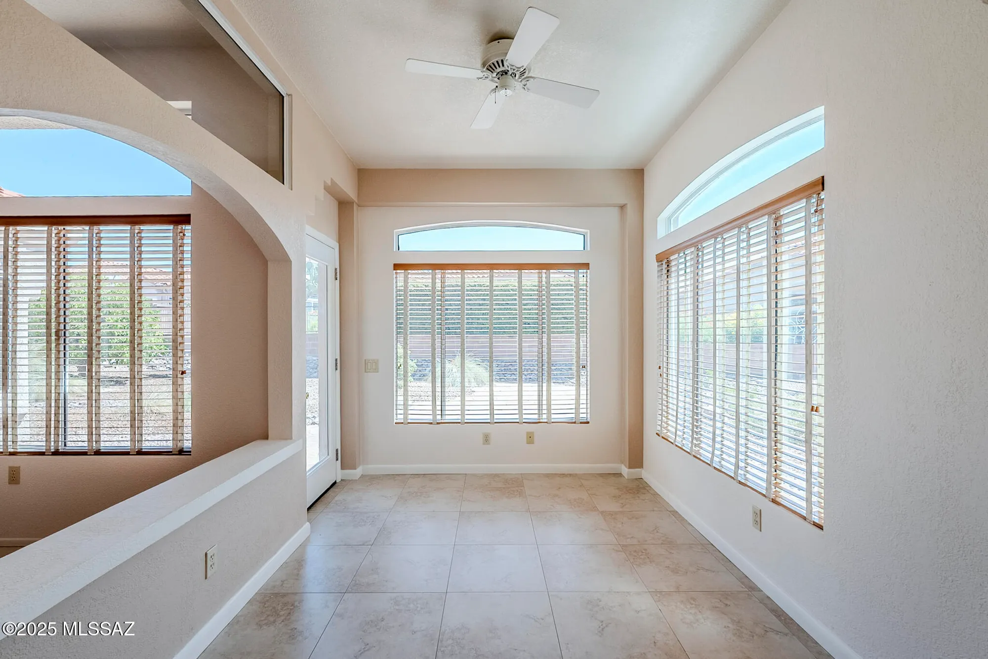 Property Slideshow image 8 of 15 | 14212 n cirrus hill dr, Oro Valley, AZ, 85755