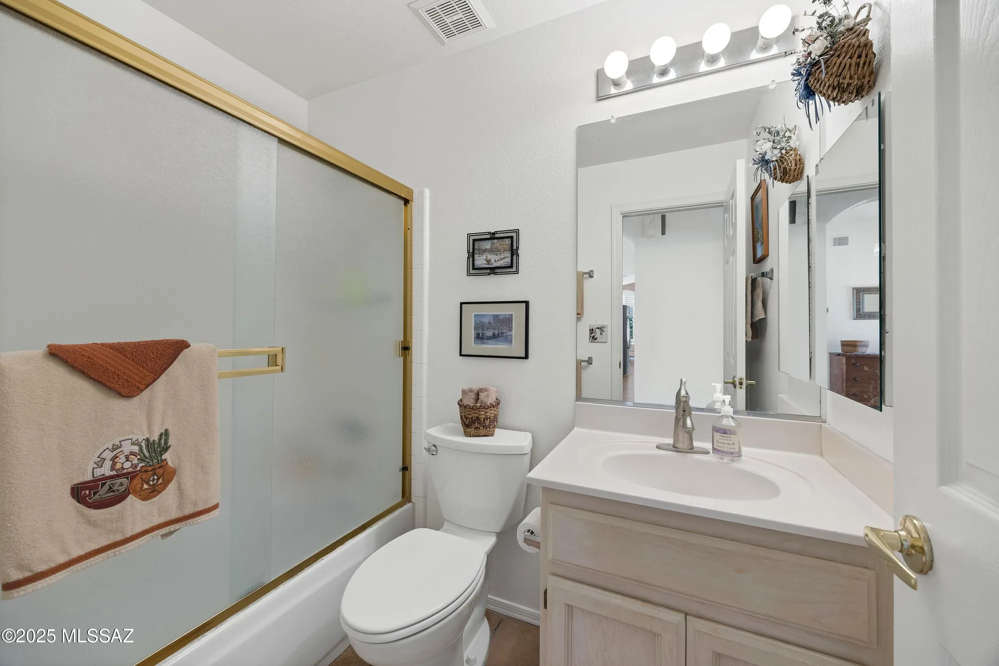 Property Slideshow image 31 of 47 | 64200 e greenbelt ln, Saddlebrooke, AZ, 85739