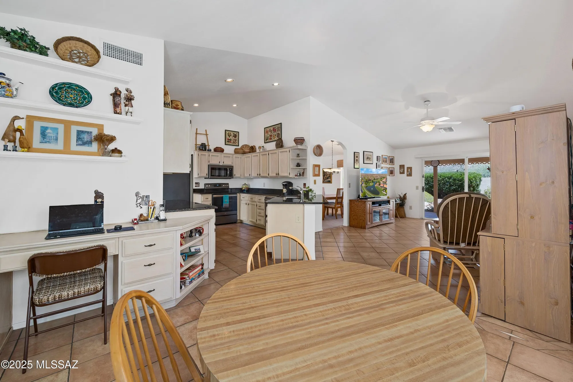 Property Slideshow image 21 of 47 | 64200 e greenbelt ln, Saddlebrooke, AZ, 85739