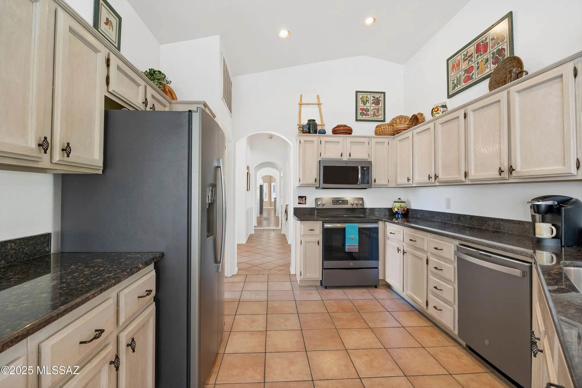 Property Slideshow image 18 of 47 | 64200 e greenbelt ln, Saddlebrooke, AZ, 85739