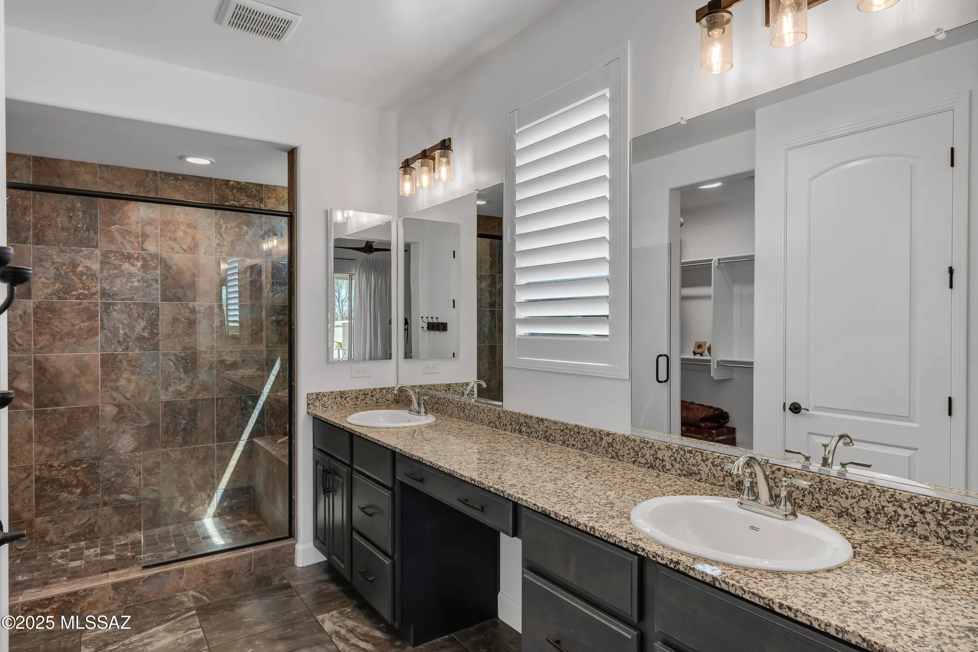 Property Slideshow image 22 of 49 | 2460 e copper valley way, Green Valley, AZ, 85614