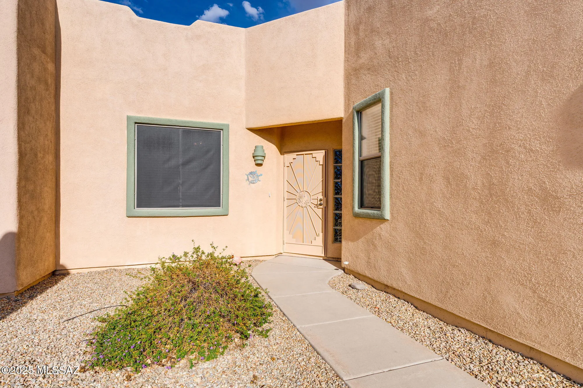 Property Slideshow image 2 of 19 | 1224 n laramie ln, Green Valley, AZ, 85614