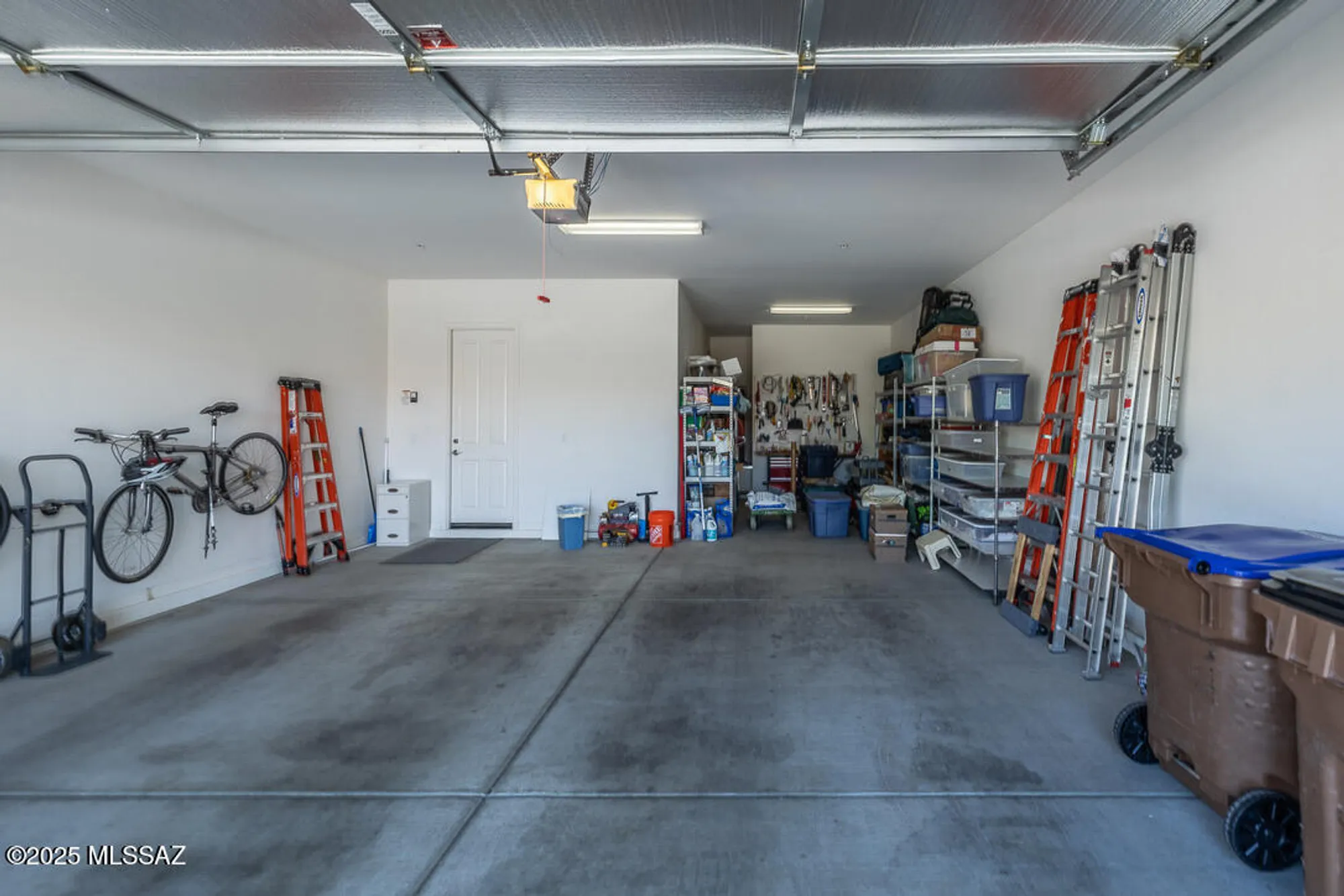 Property Slideshow image 24 of 33 | 6567 w whispering windmill ln, Marana, AZ, 85658