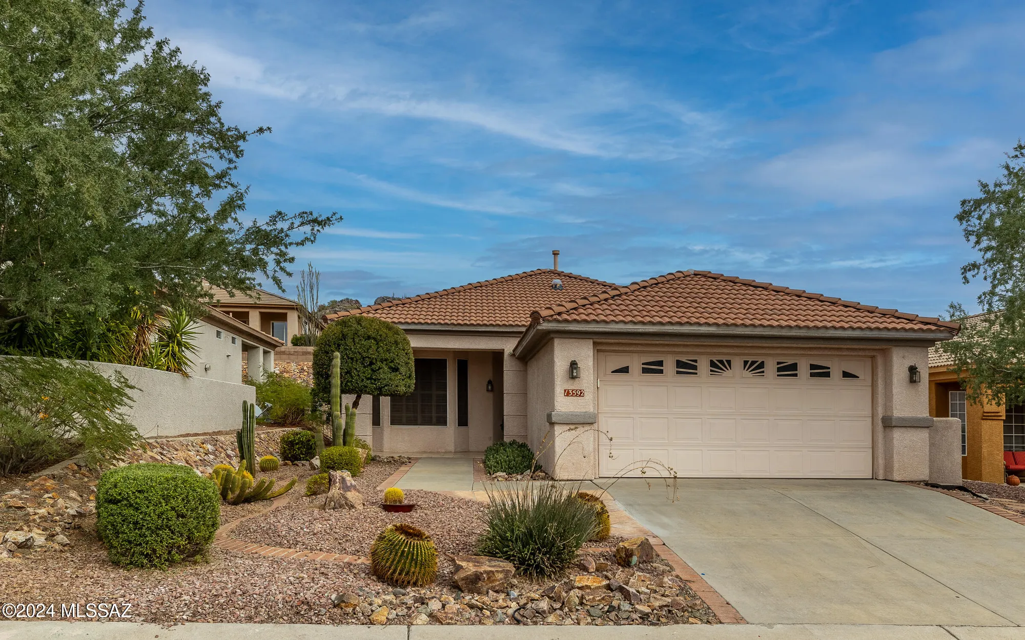 Property Slideshow image 1 of 39 | 13592 n heritage canyon dr, Marana, AZ, 85658
