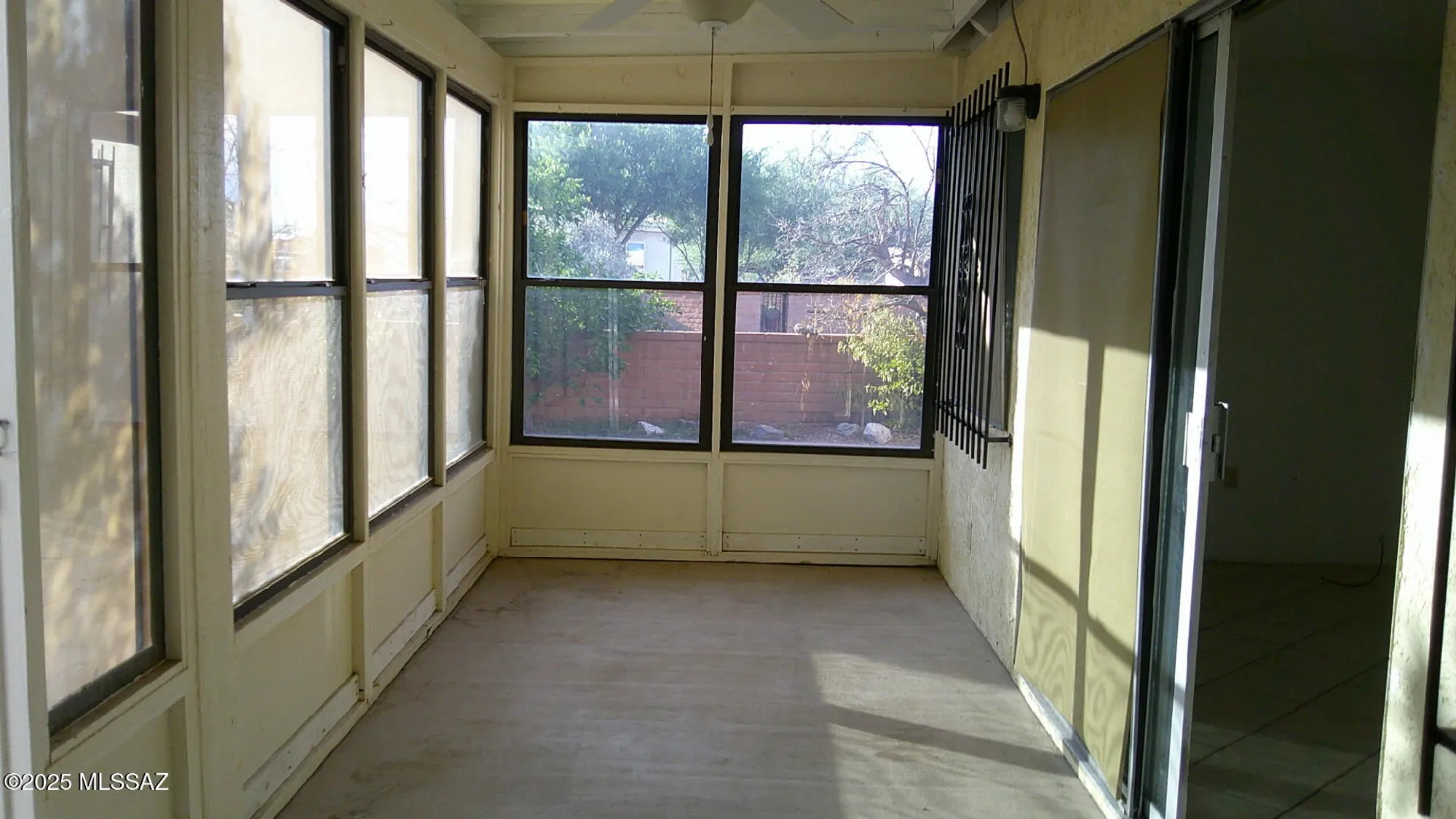 Property Slideshow image 4 of 14 | 352 e paseo verde, Green Valley, AZ, 85614