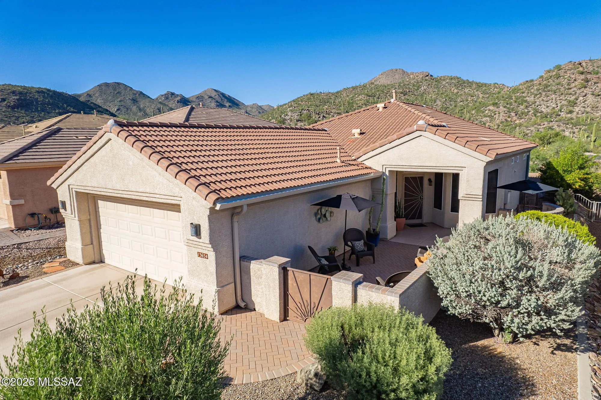 Property Slideshow image 3 of 47 | 13634 n holly grape dr, Marana, AZ, 85658