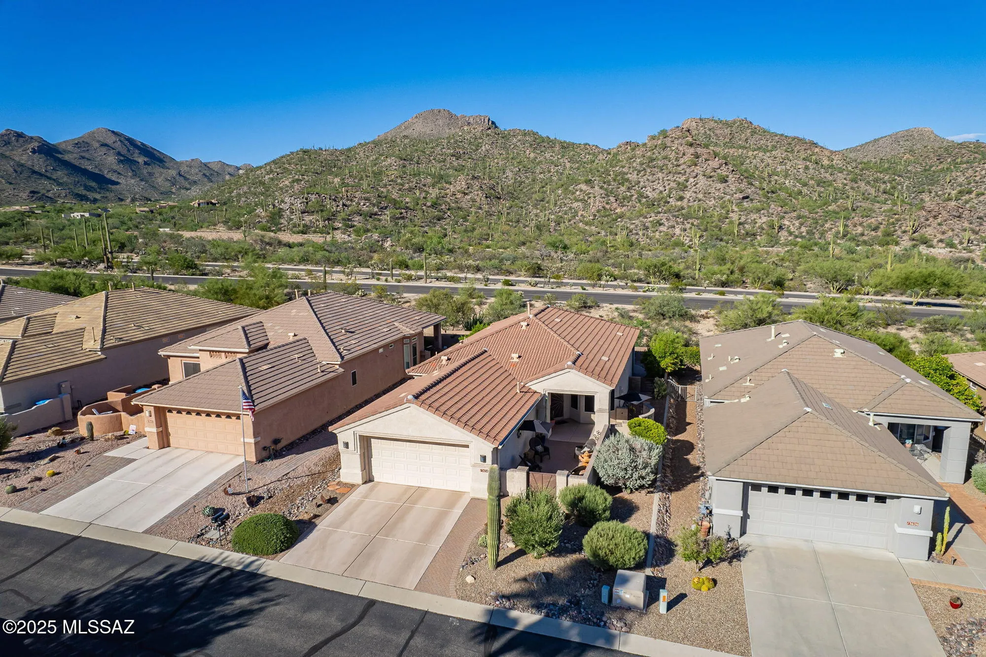 Property Slideshow image 1 of 47 | 13634 n holly grape dr, Marana, AZ, 85658