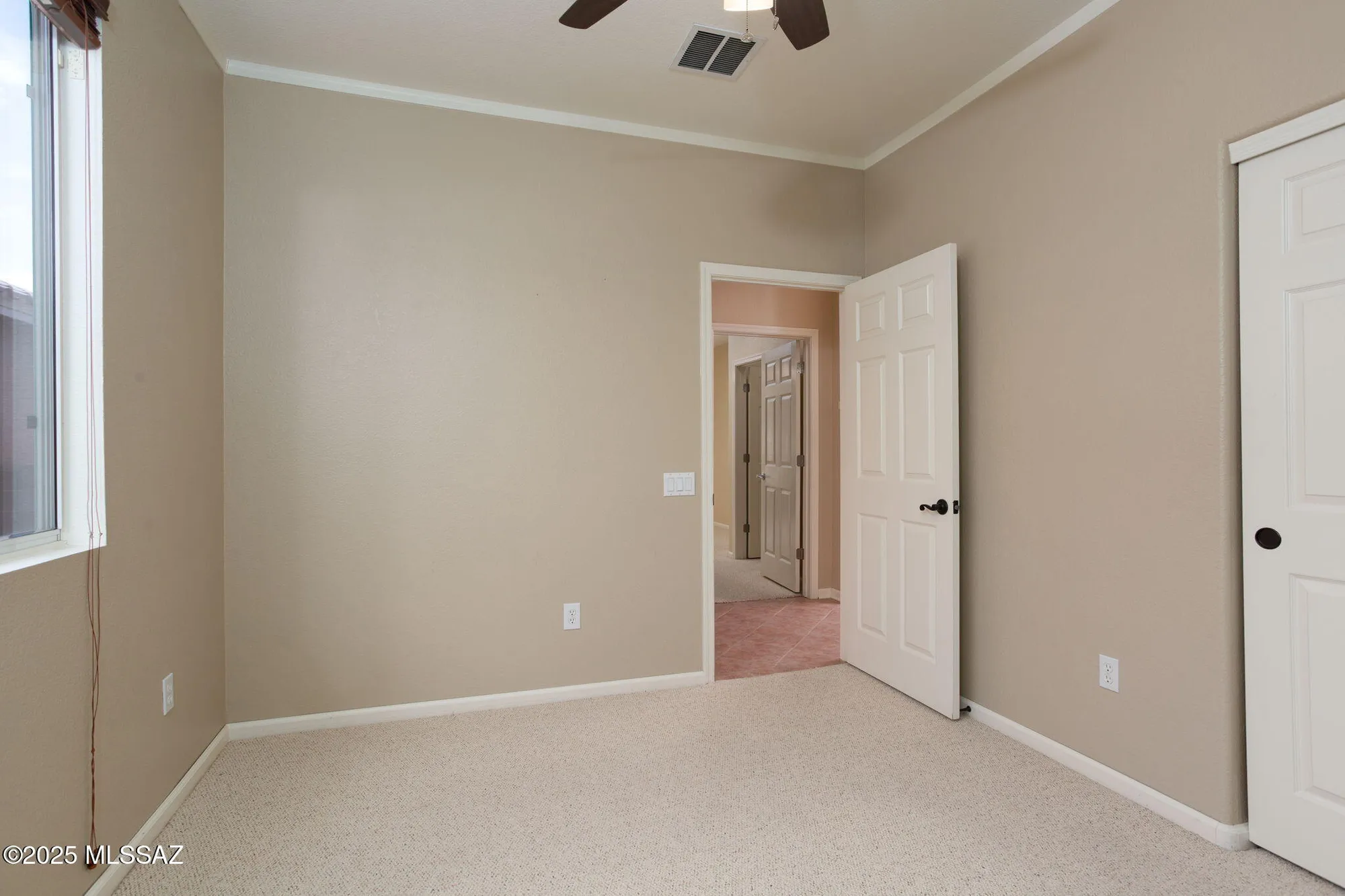 Property Slideshow image 20 of 36 | 9454 n whispering shadows way, Tucson, AZ, 85743