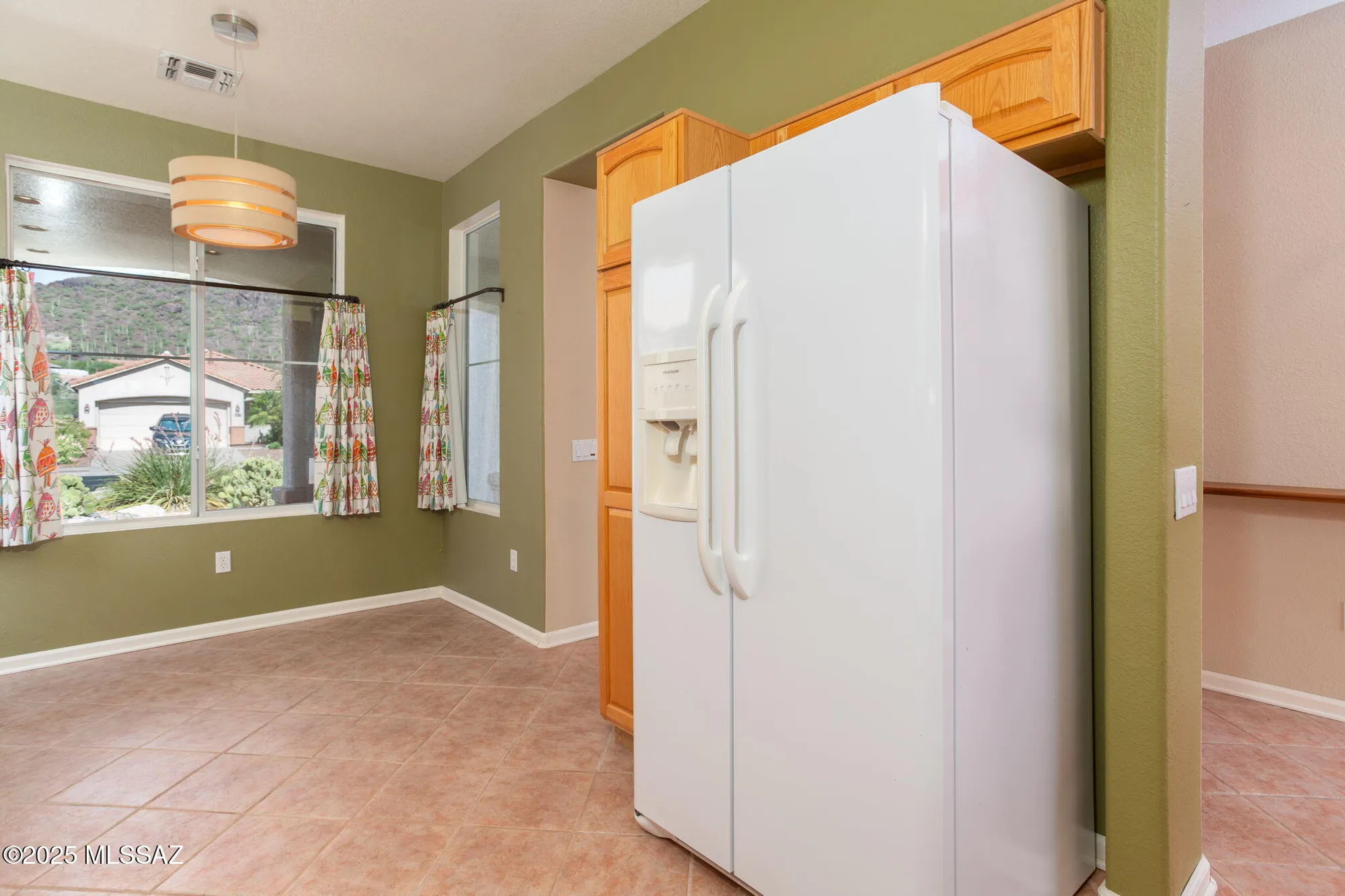 Property Slideshow image 8 of 36 | 9454 n whispering shadows way, Tucson, AZ, 85743