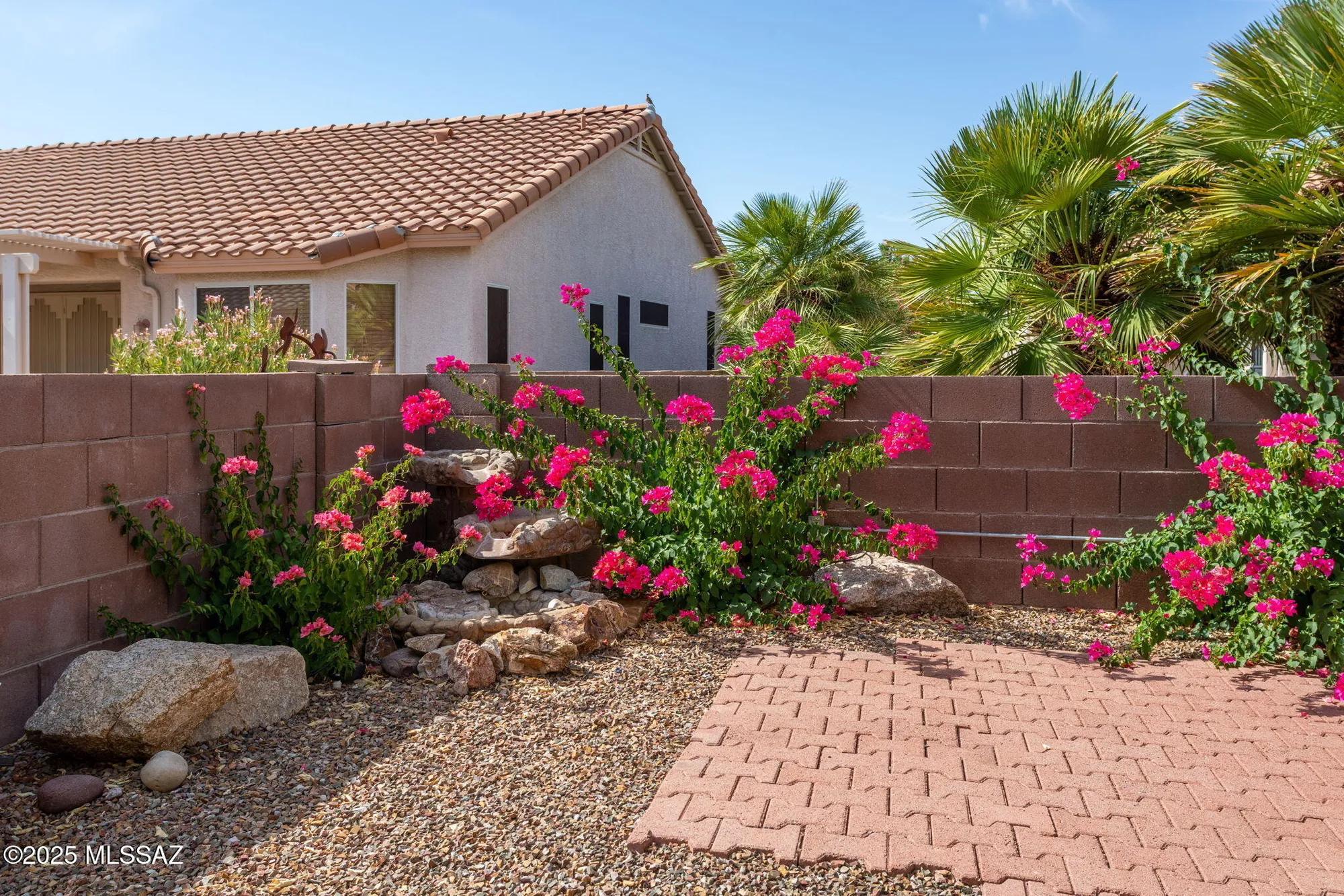 Property Slideshow image 25 of 36 | 9454 n whispering shadows way, Tucson, AZ, 85743