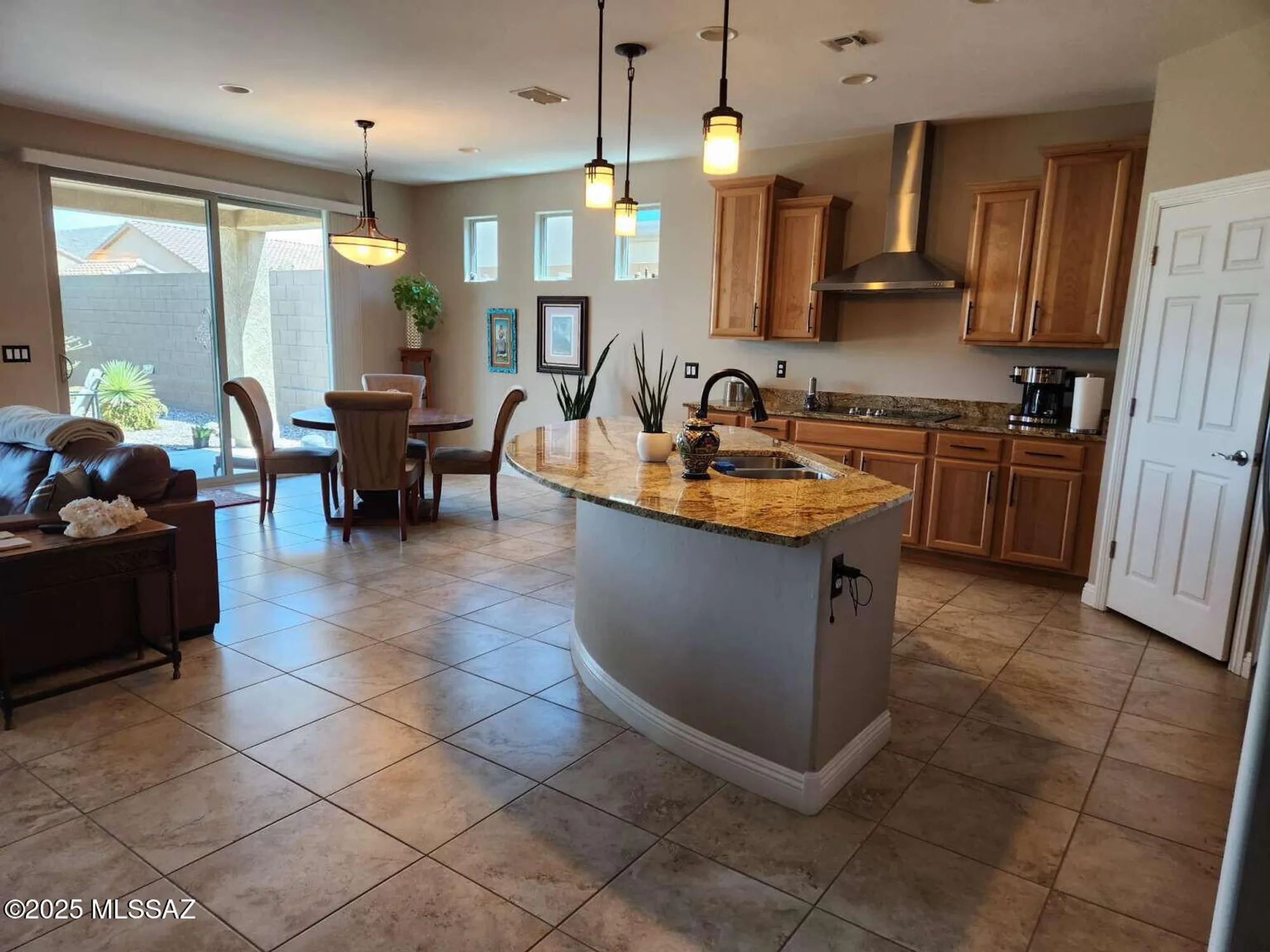 Property Slideshow image 8 of 43 | 7100 w cliff spring trl, Marana, AZ, 85658