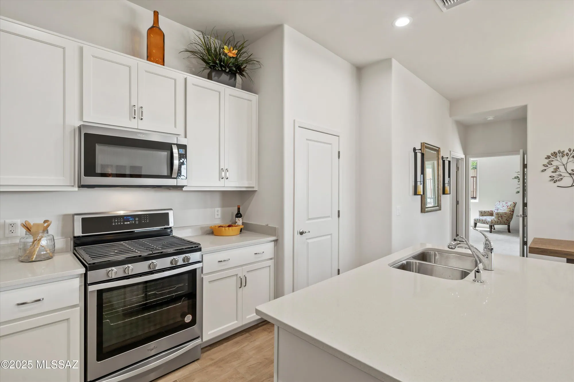 Property Slideshow image 5 of 22 | 8095 s galileo ln, Tucson, AZ, 85747