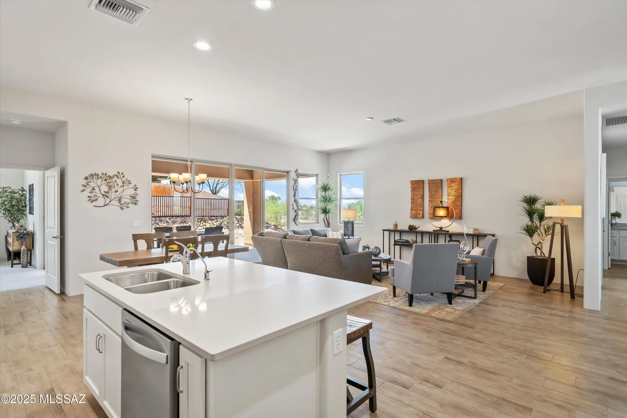 Property Slideshow image 6 of 22 | 8095 s galileo ln, Tucson, AZ, 85747