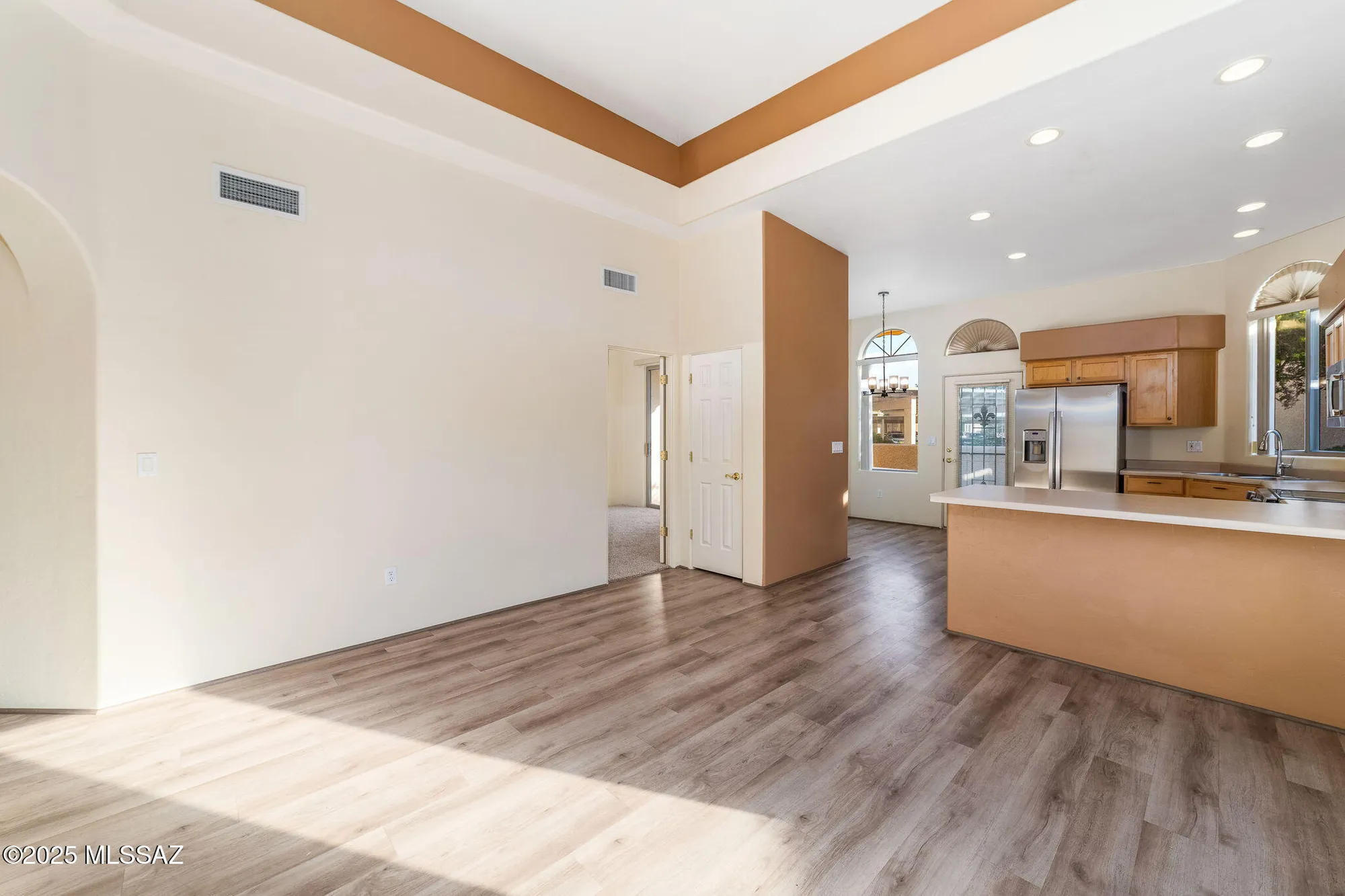 Property Slideshow image 6 of 36 | 2376 w via di silvio, Tucson, AZ, 85741