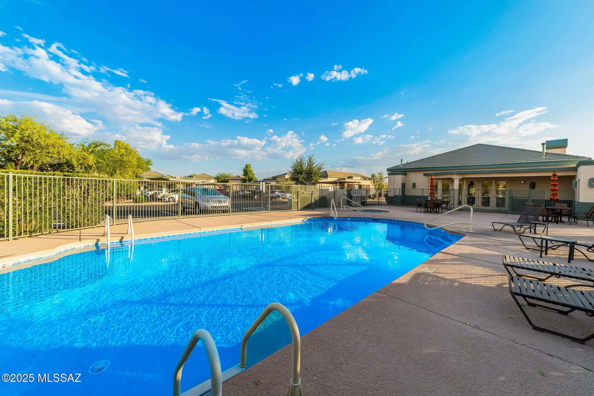 Property Slideshow image 35 of 36 | 2376 w via di silvio, Tucson, AZ, 85741