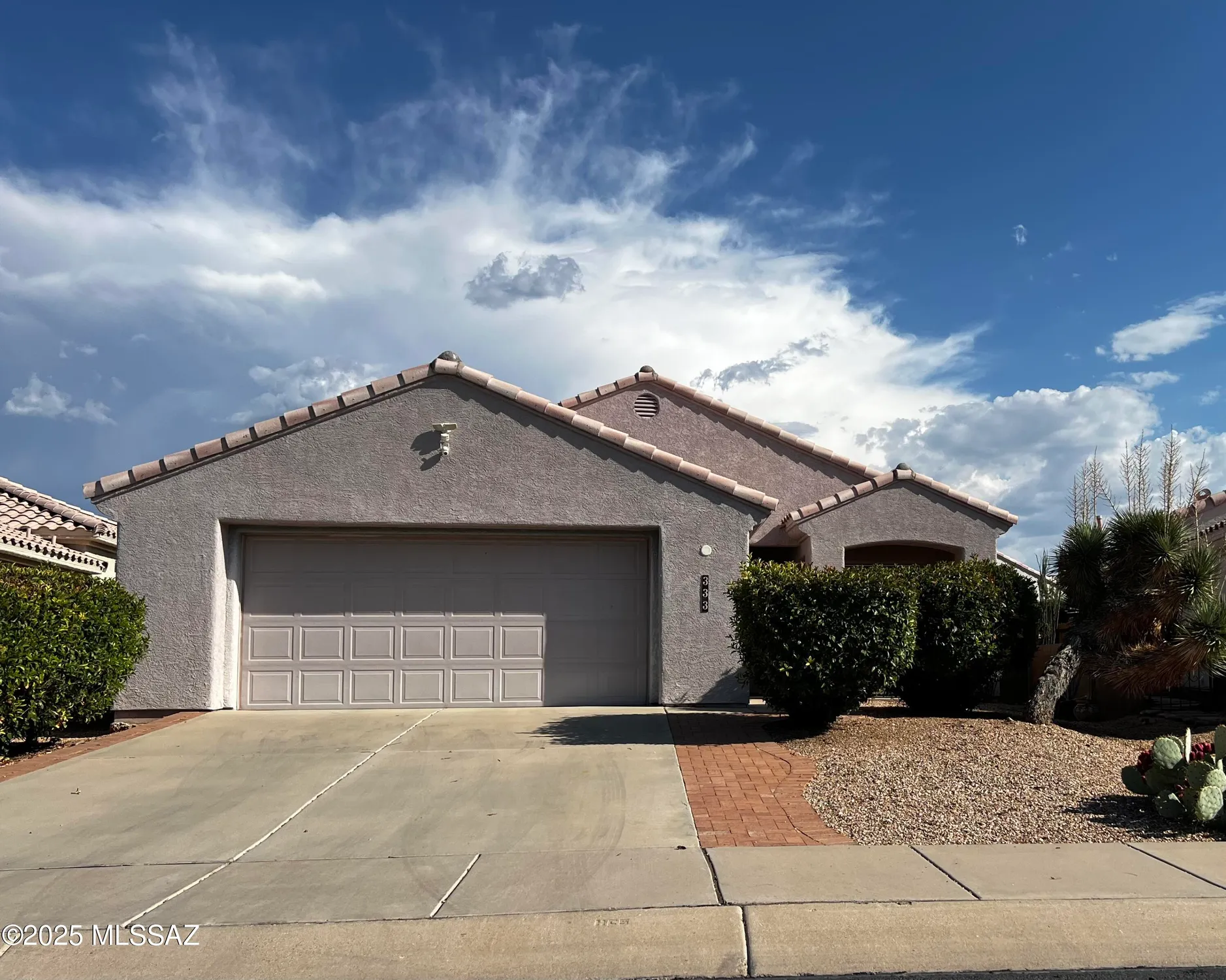 Property Slideshow image 1 of 36 | 333 w continental vista pl, Green Valley, AZ, 85614