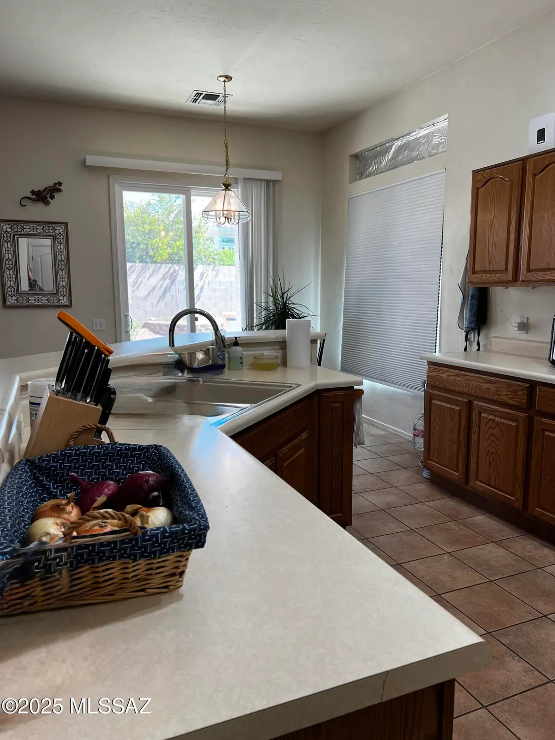 Property Slideshow image 5 of 36 | 333 w continental vista pl, Green Valley, AZ, 85614