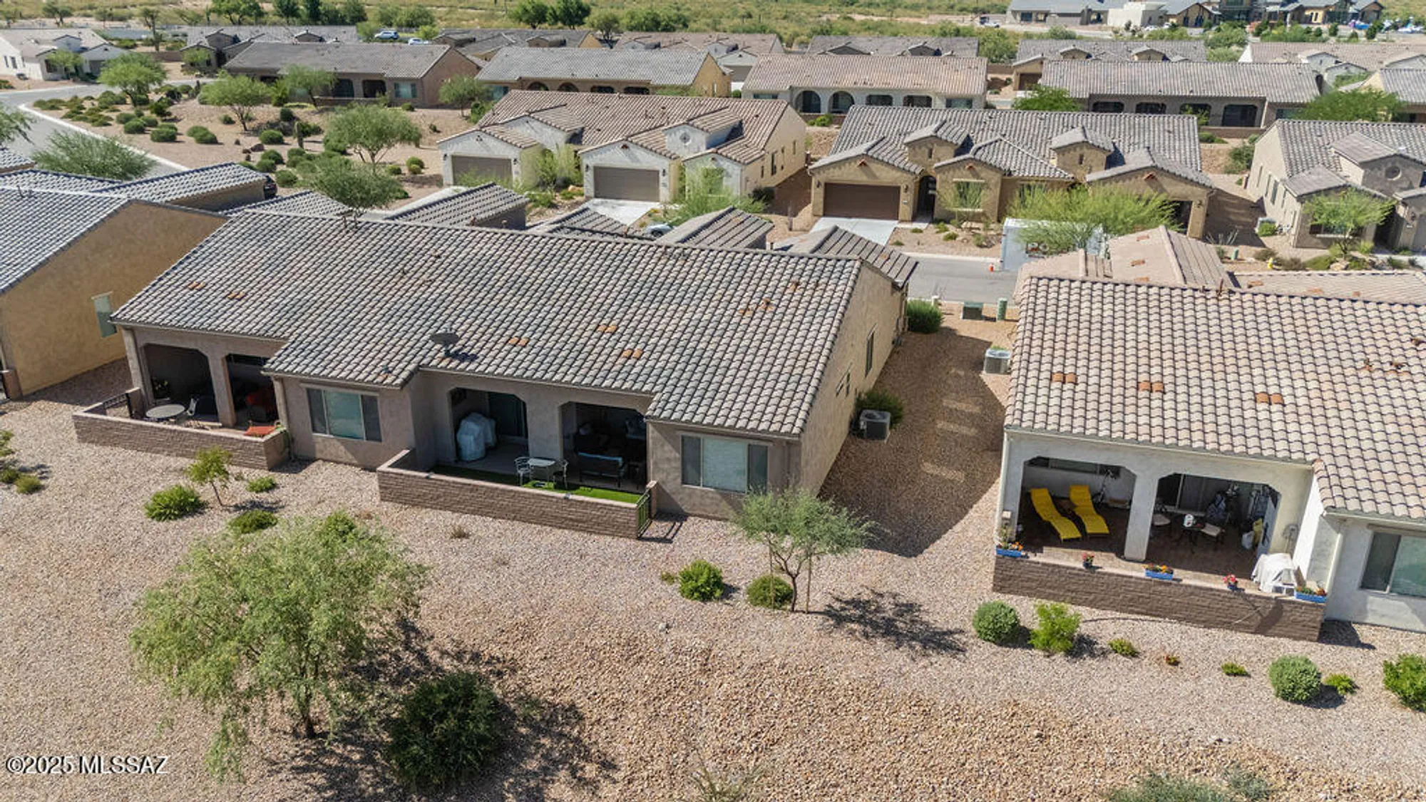 Property Slideshow image 4 of 33 | 1477 e basalt dr, Green Valley, AZ, 85614