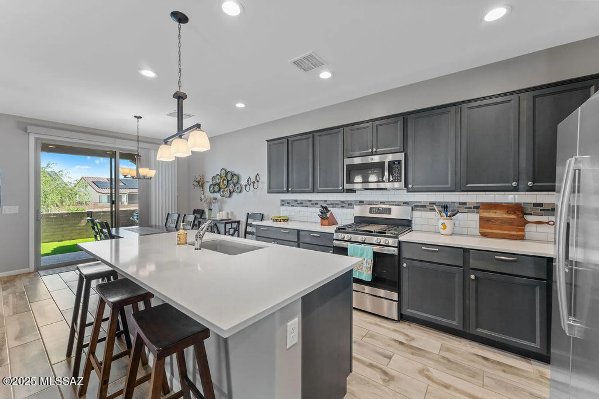 Property Slideshow image 16 of 33 | 1477 e basalt dr, Green Valley, AZ, 85614