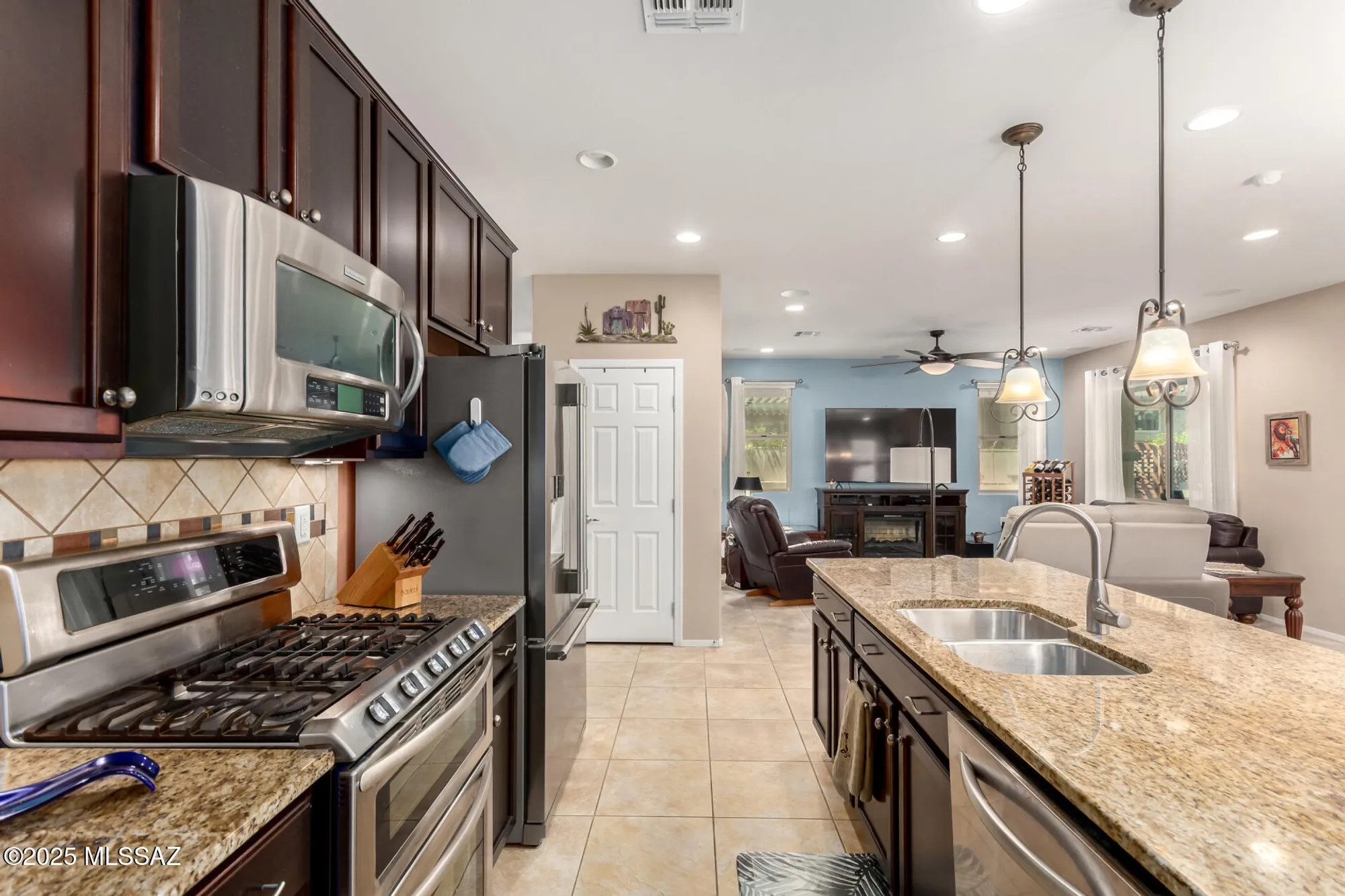 Property Slideshow image 9 of 31 | 10262 s white surrey dr, Vail, AZ, 85641