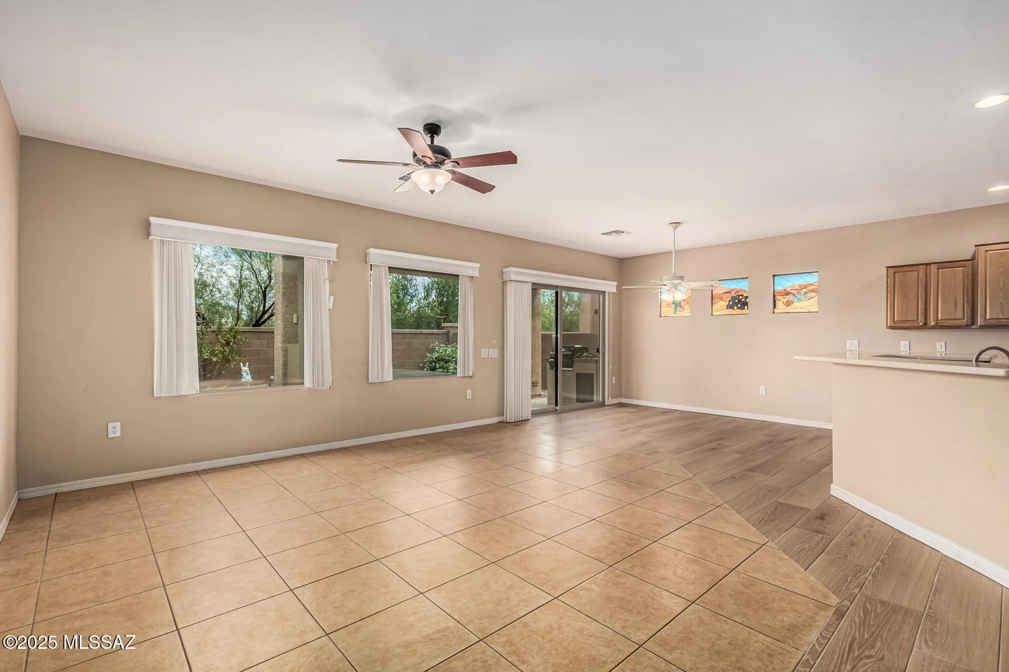 Property Slideshow image 9 of 50 | 14235 s via del farolito, Sahuarita, AZ, 85629