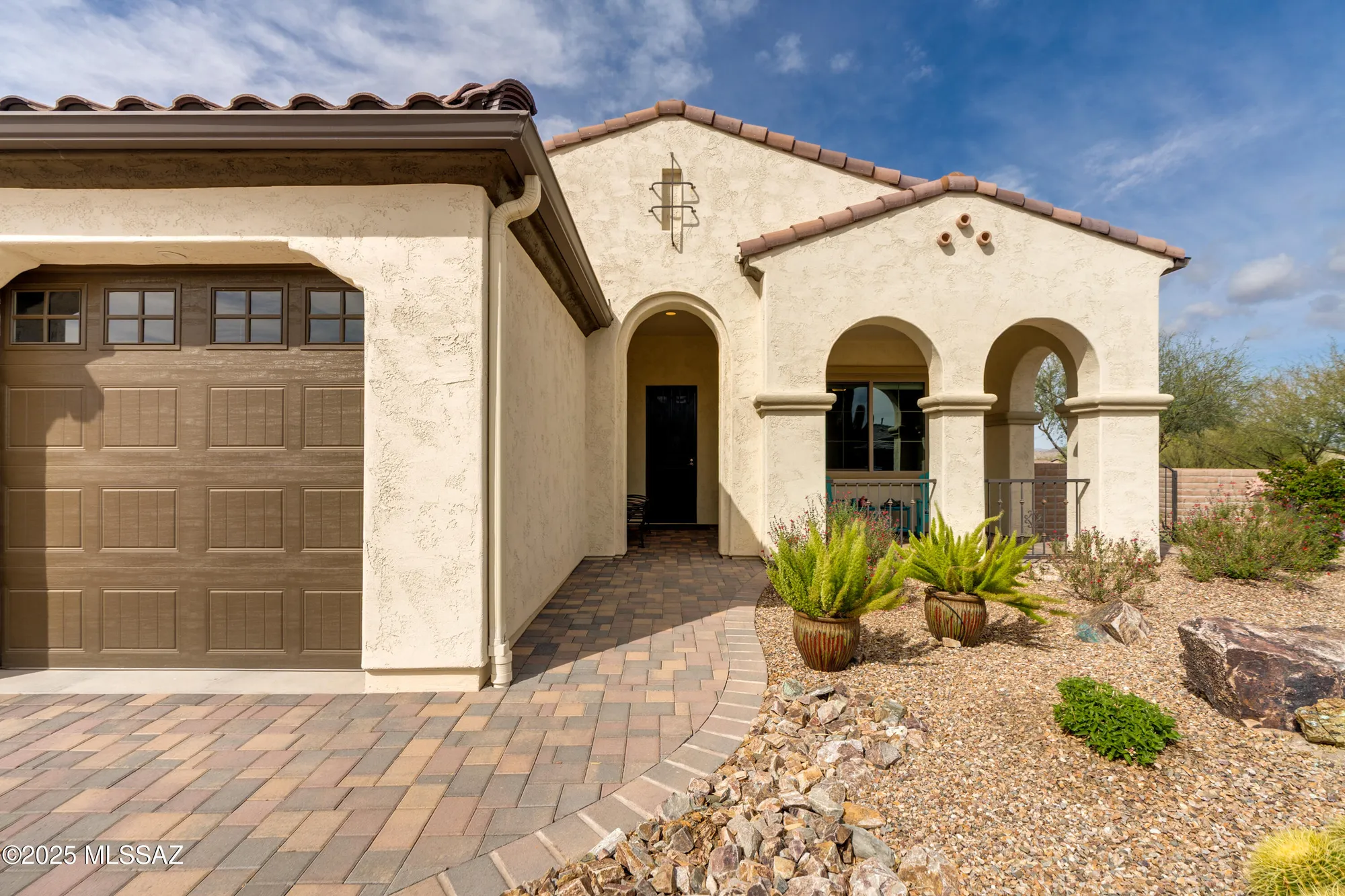 Property Slideshow image 4 of 50 | 495 n hale dr, Green Valley, AZ, 85614