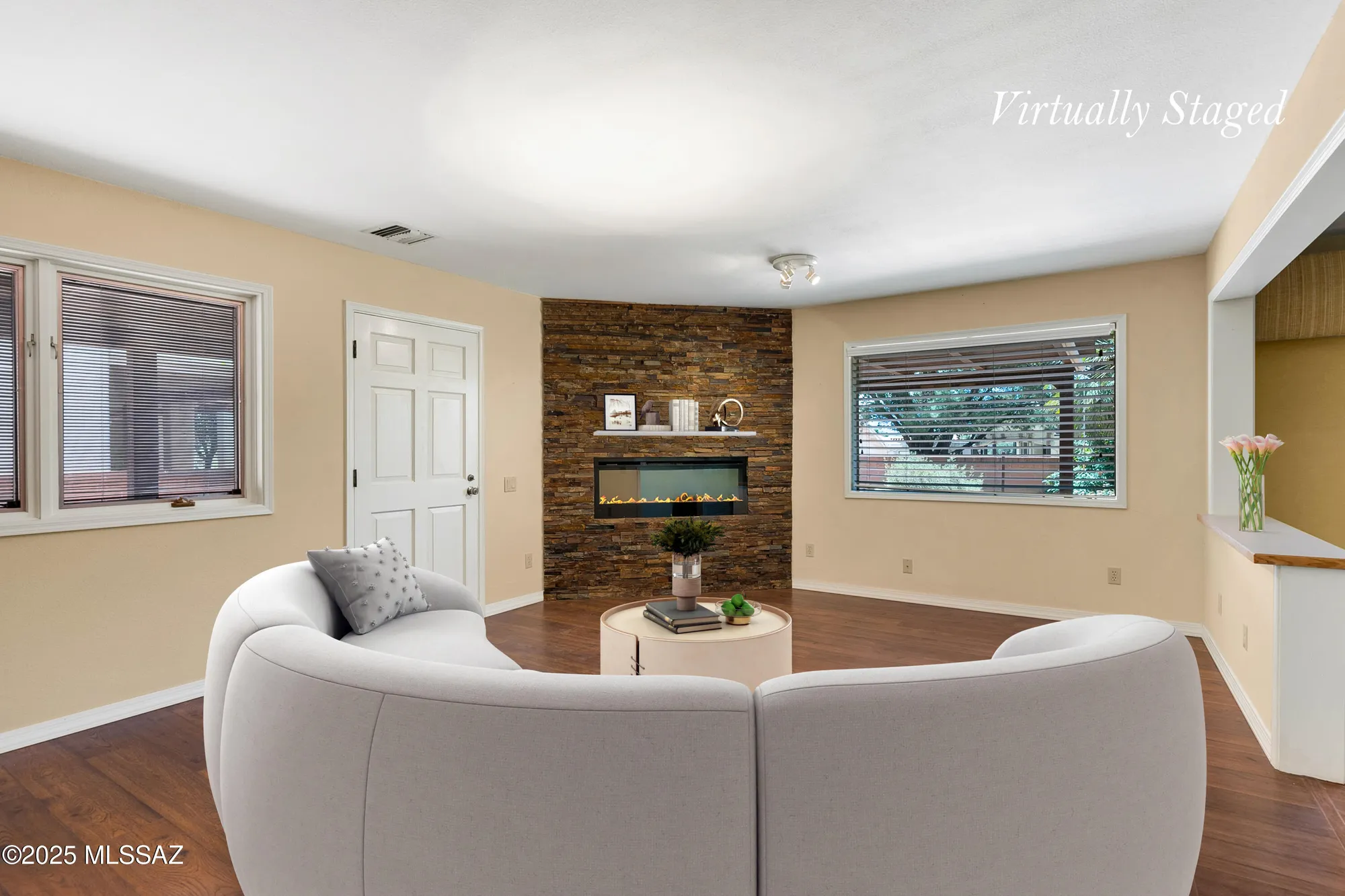 Property Slideshow image 13 of 41 | 201 w paseo del chino, Green Valley, AZ, 85614