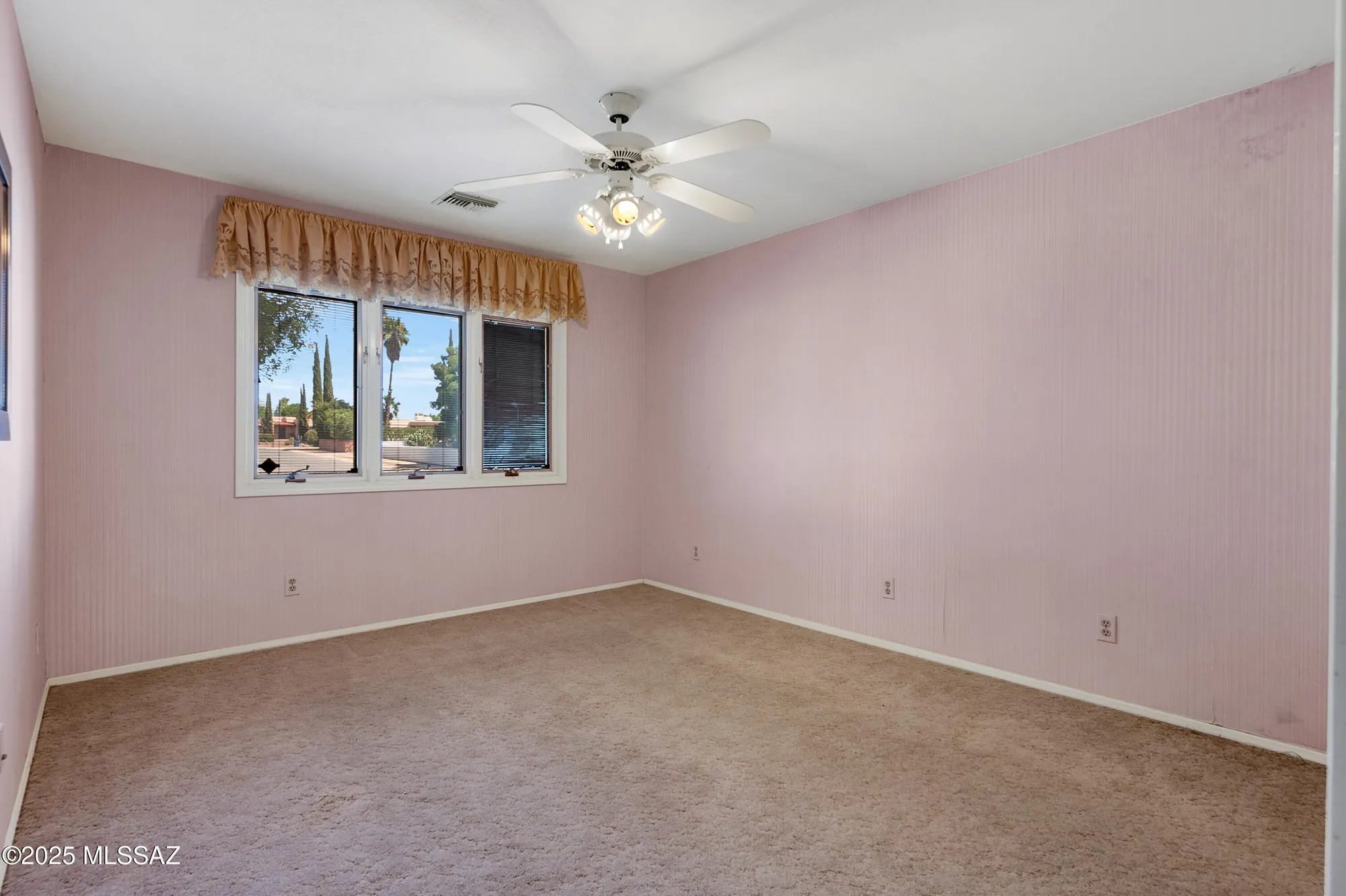 Property Slideshow image 31 of 41 | 201 w paseo del chino, Green Valley, AZ, 85614