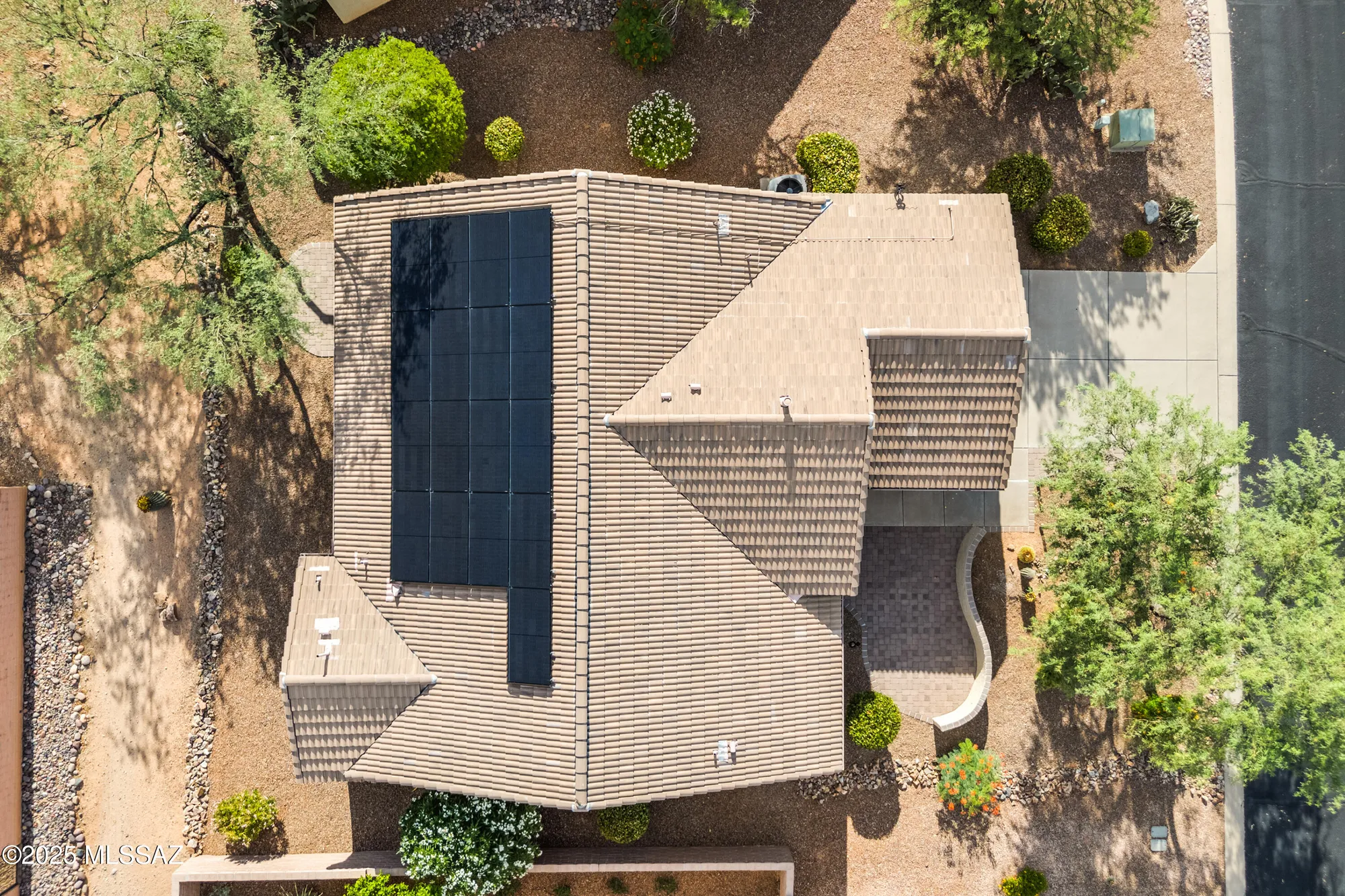 Property Slideshow image 48 of 50 | 1892 e cliff swallow trl, Green Valley, AZ, 85614