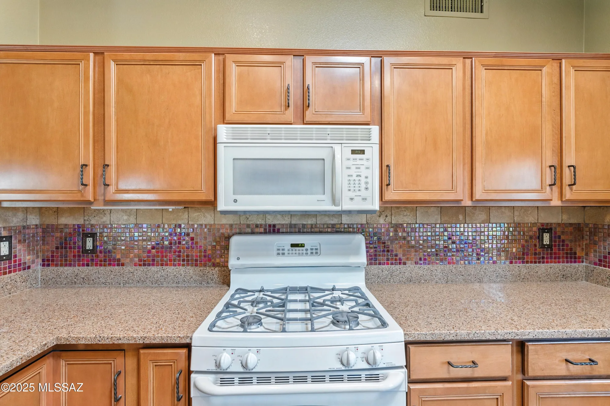 Property Slideshow image 19 of 50 | 1864 e mourning dove ct, Green Valley, AZ, 85614
