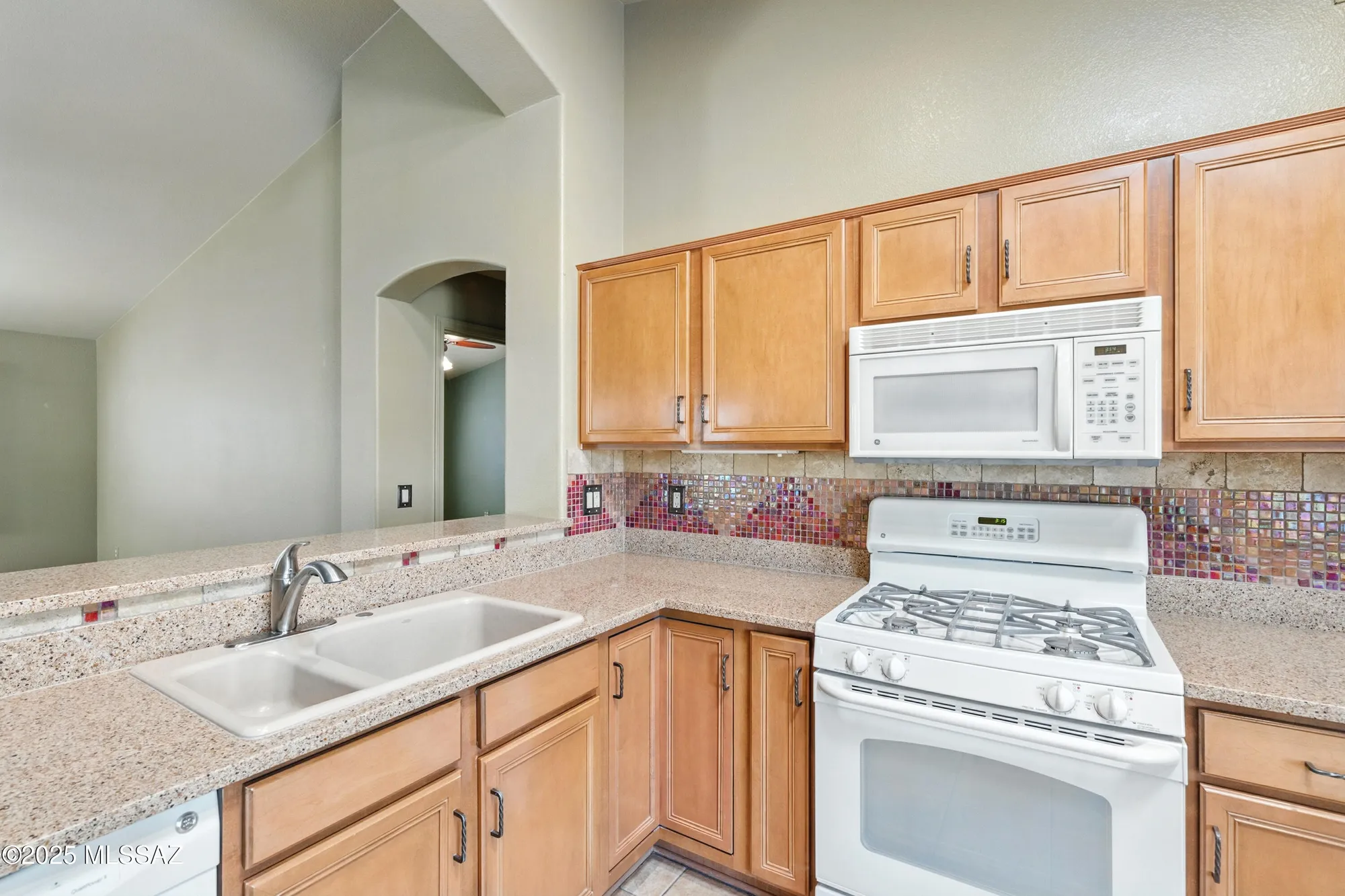 Property Slideshow image 16 of 50 | 1864 e mourning dove ct, Green Valley, AZ, 85614