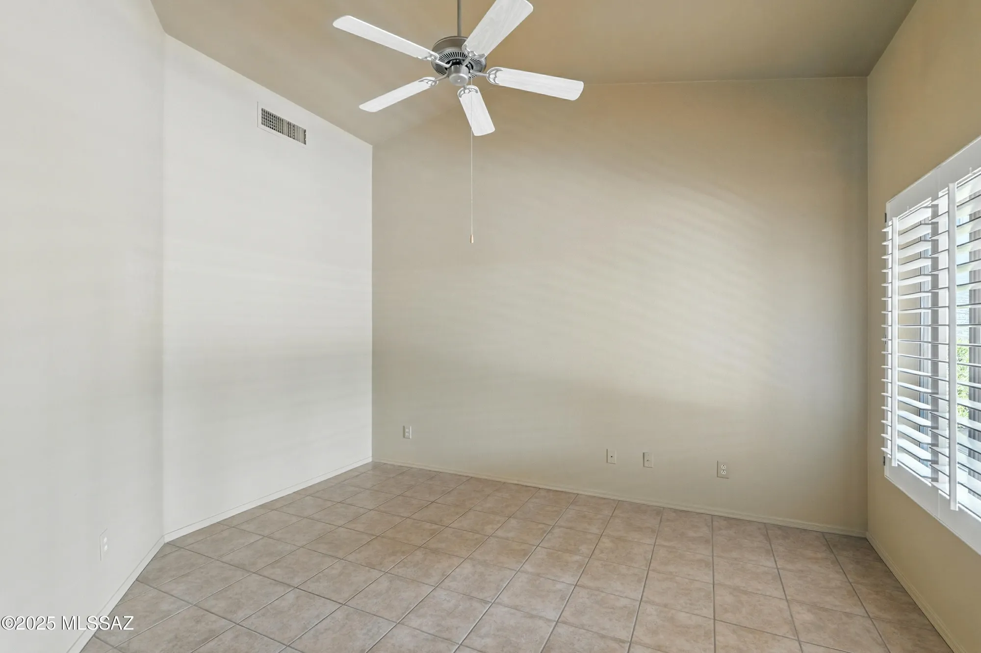 Property Slideshow image 32 of 50 | 1864 e mourning dove ct, Green Valley, AZ, 85614