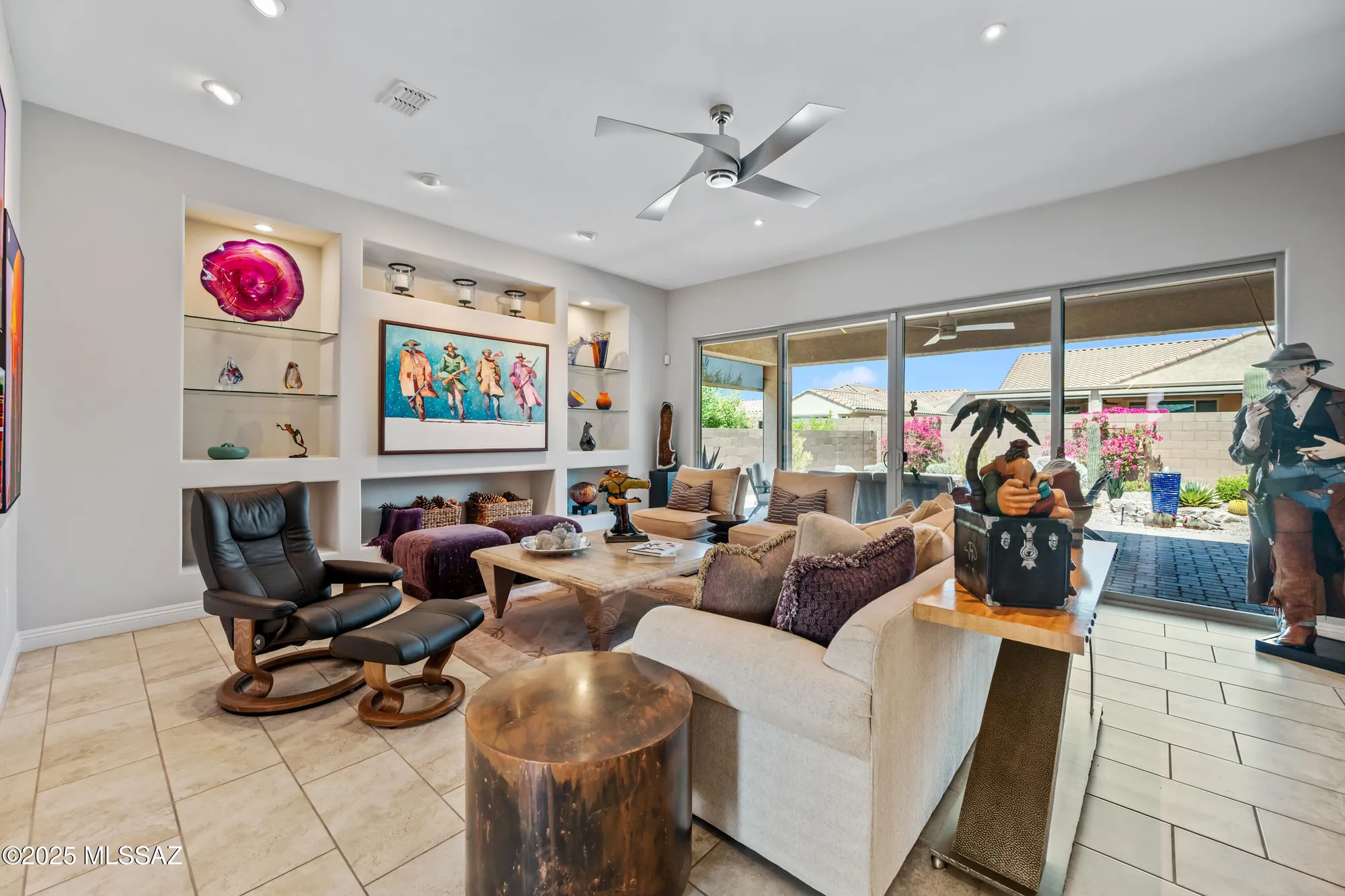 Property Slideshow image 12 of 49 | 13945 n bright angel trl, Marana, AZ, 85658