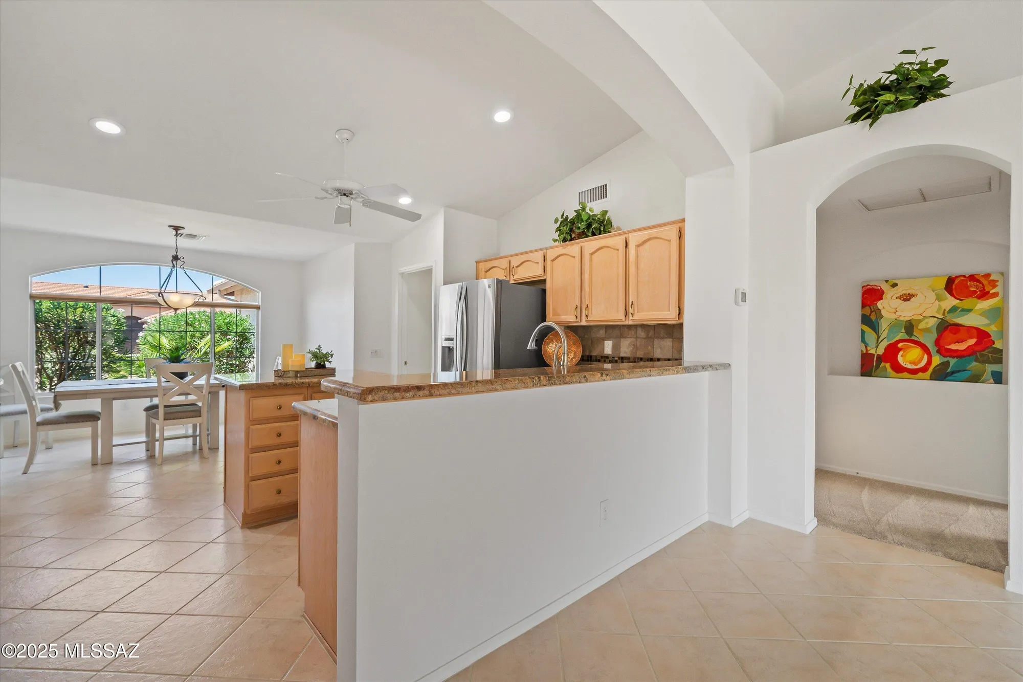 Property Slideshow image 14 of 51 | 65815 e desert sands dr, Saddlebrooke, AZ, 85739